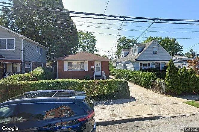 16 Garfield Avenue, Valley Stream, NY 11580