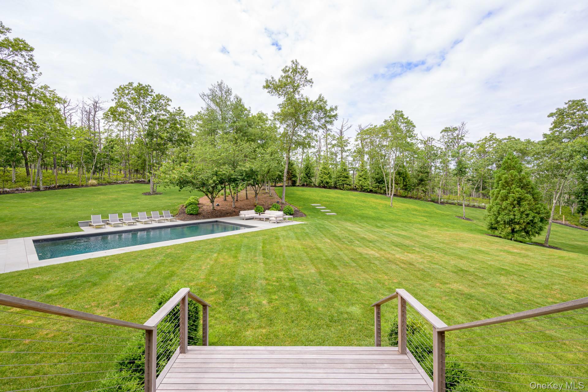 1058 Noyac Path, Water Mill, NY 11976