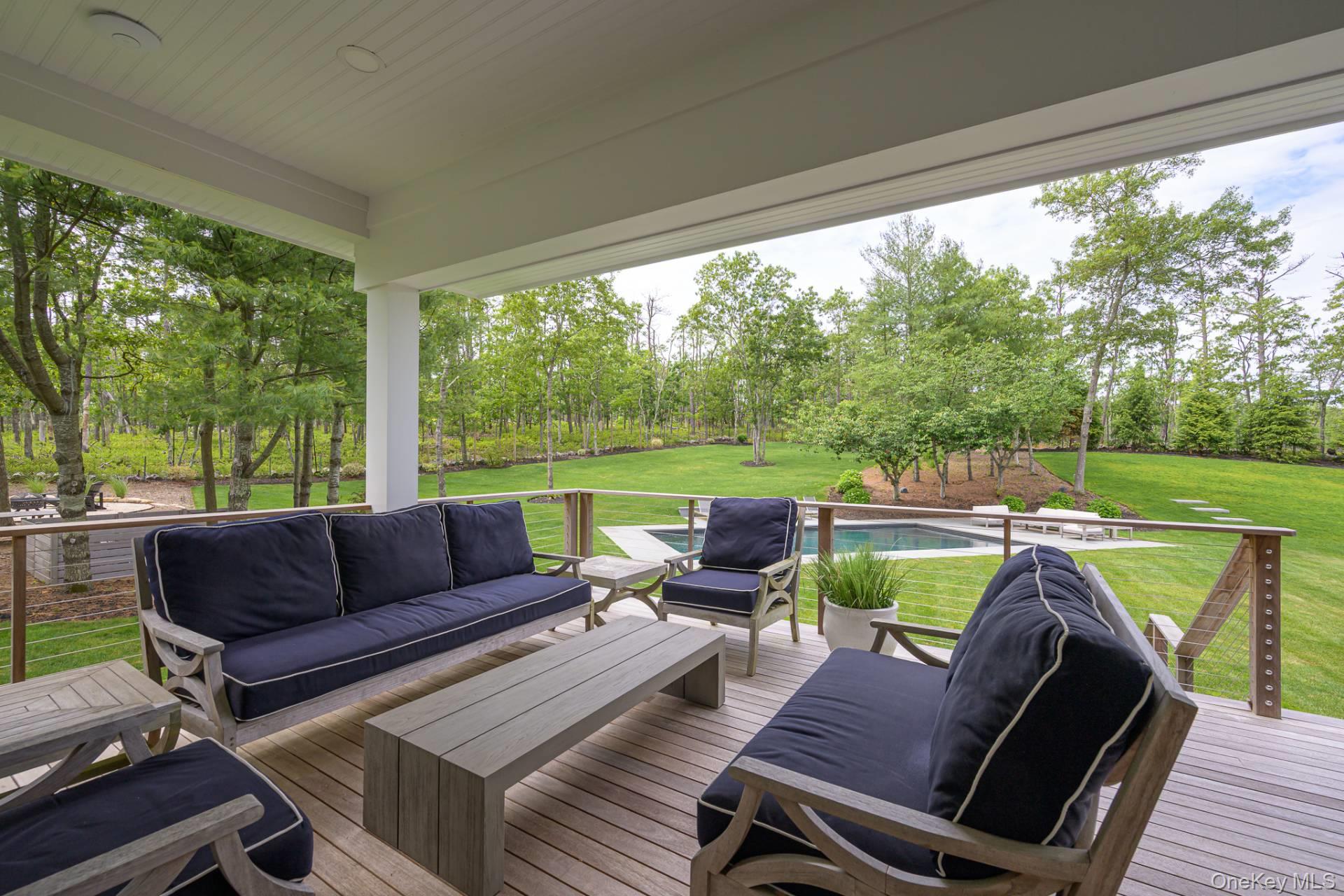 1058 Noyac Path, Water Mill, NY 11976