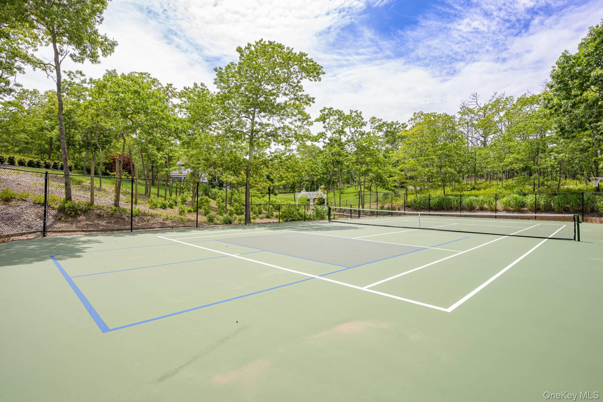 1058 Noyac Path, Water Mill, NY 11976