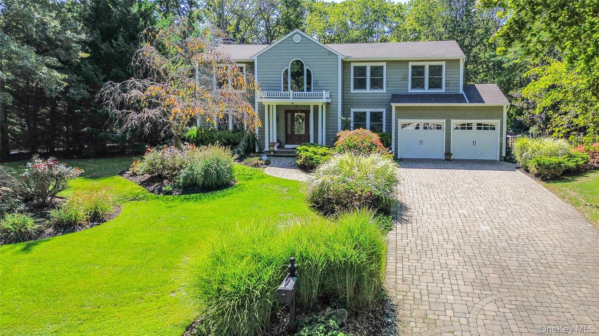 14 Vega Drive, Shoreham, NY 11786