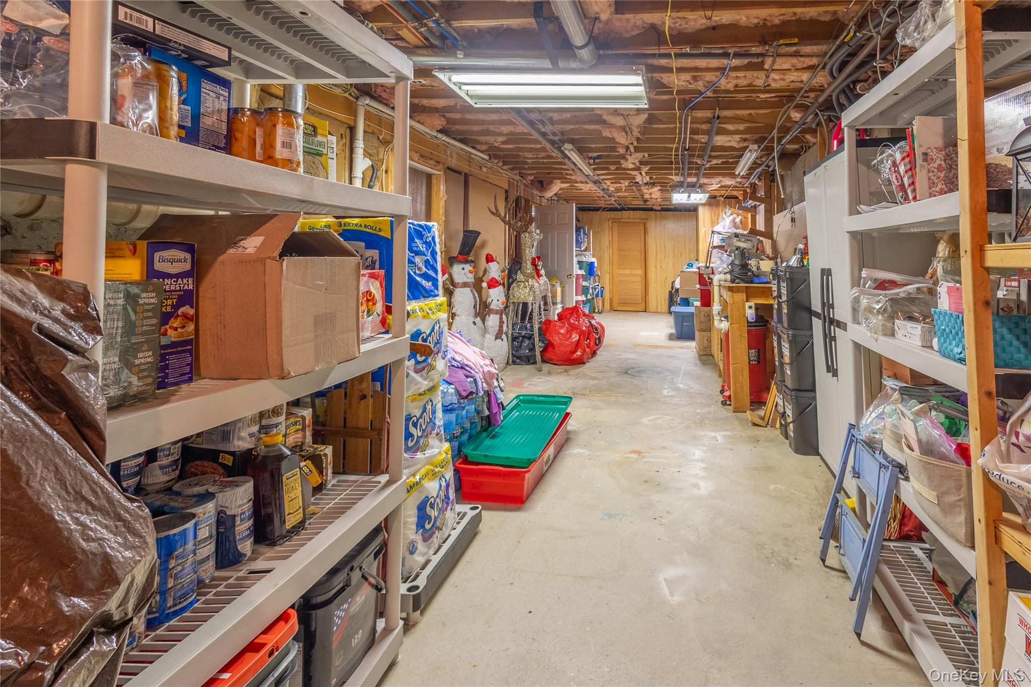 14 Vega Drive, Shoreham, NY 11786