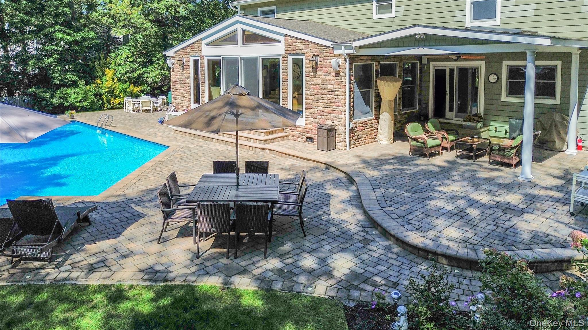 14 Vega Drive, Shoreham, NY 11786