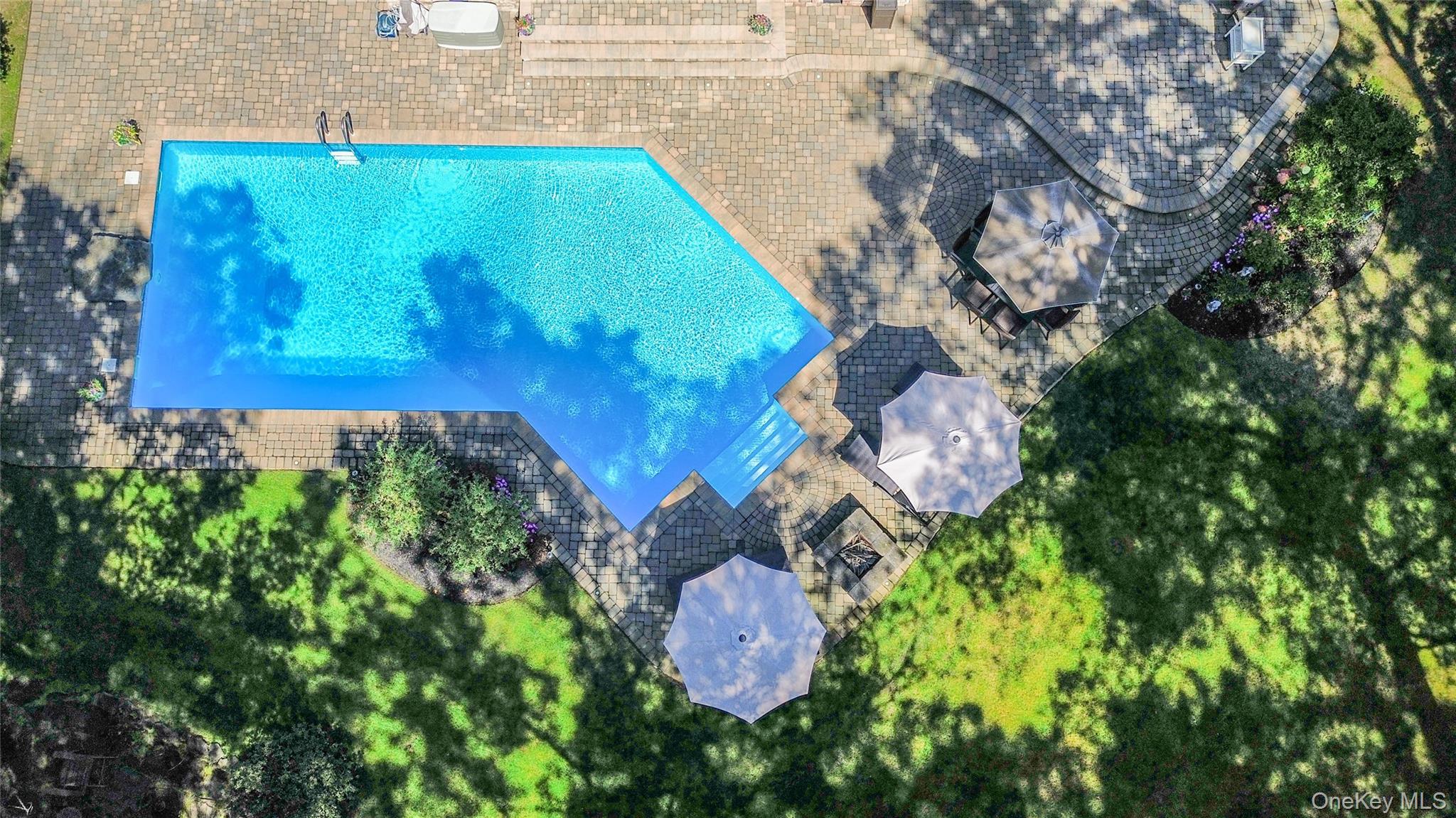 14 Vega Drive, Shoreham, NY 11786