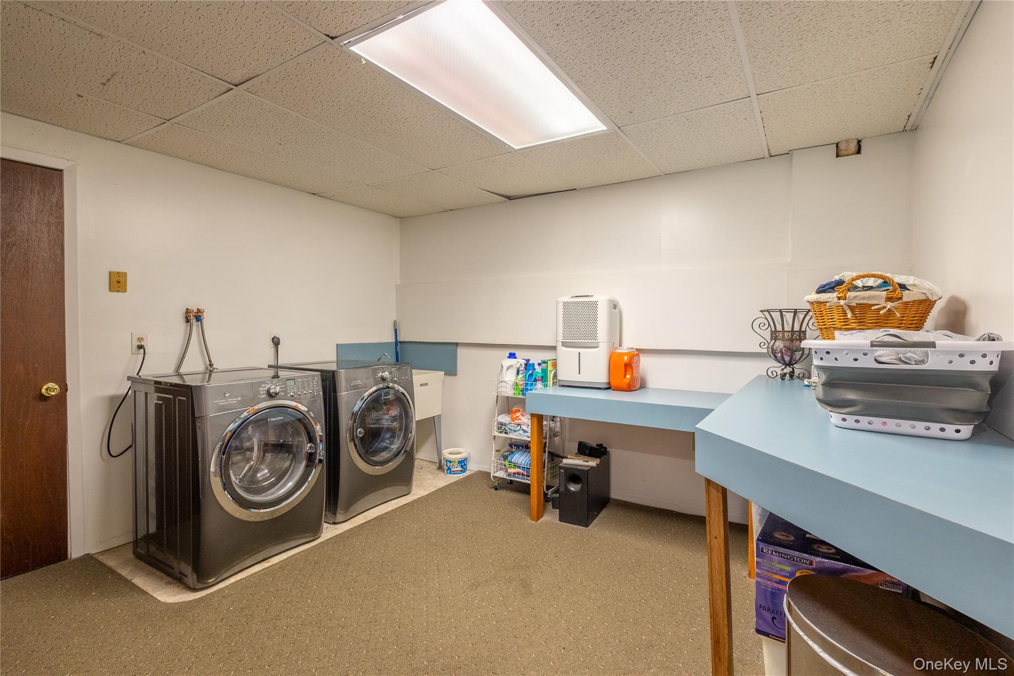 14 Vega Drive, Shoreham, NY 11786