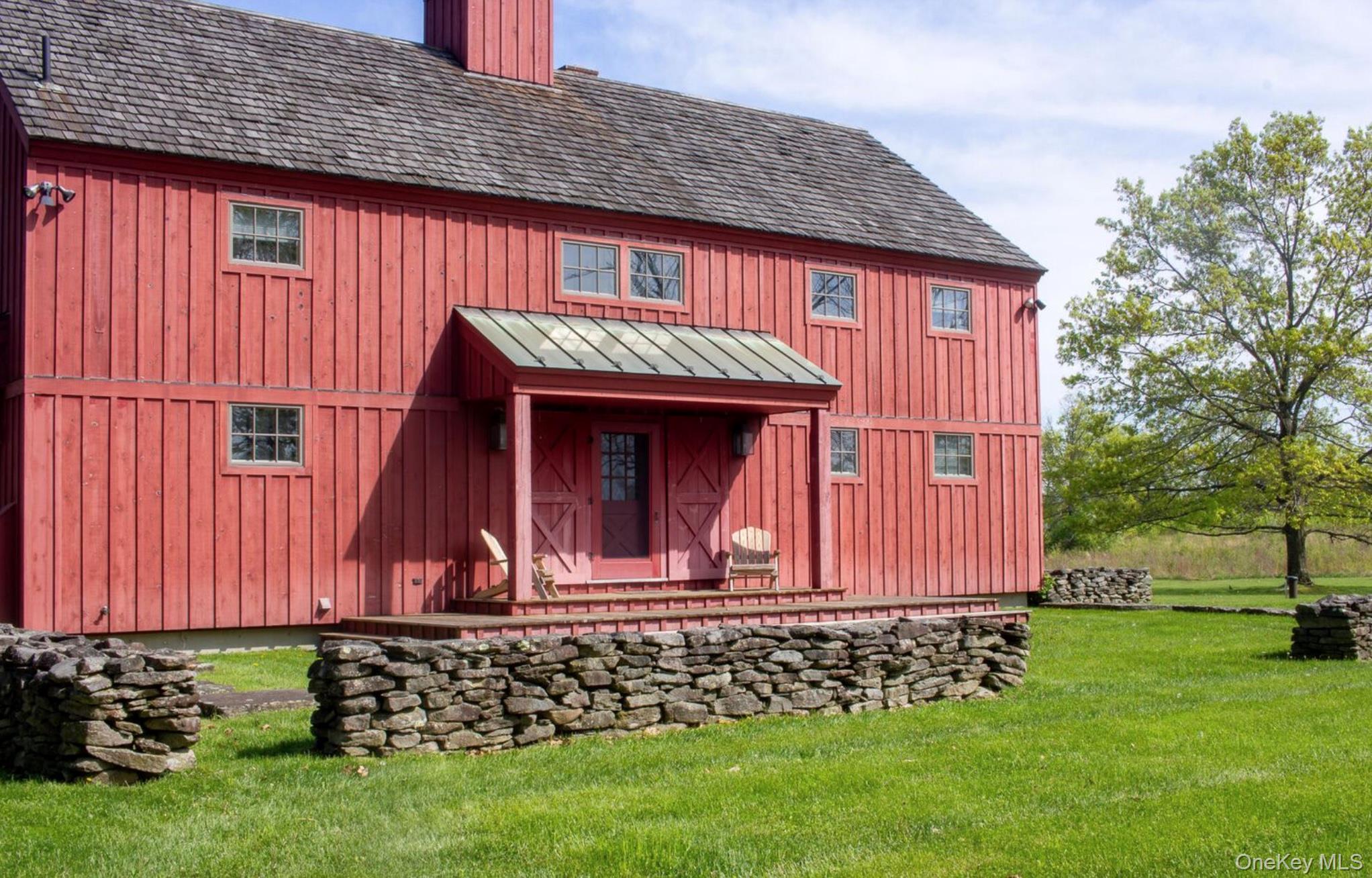 23 Raccoon Forks Road, Chatham, NY 12136