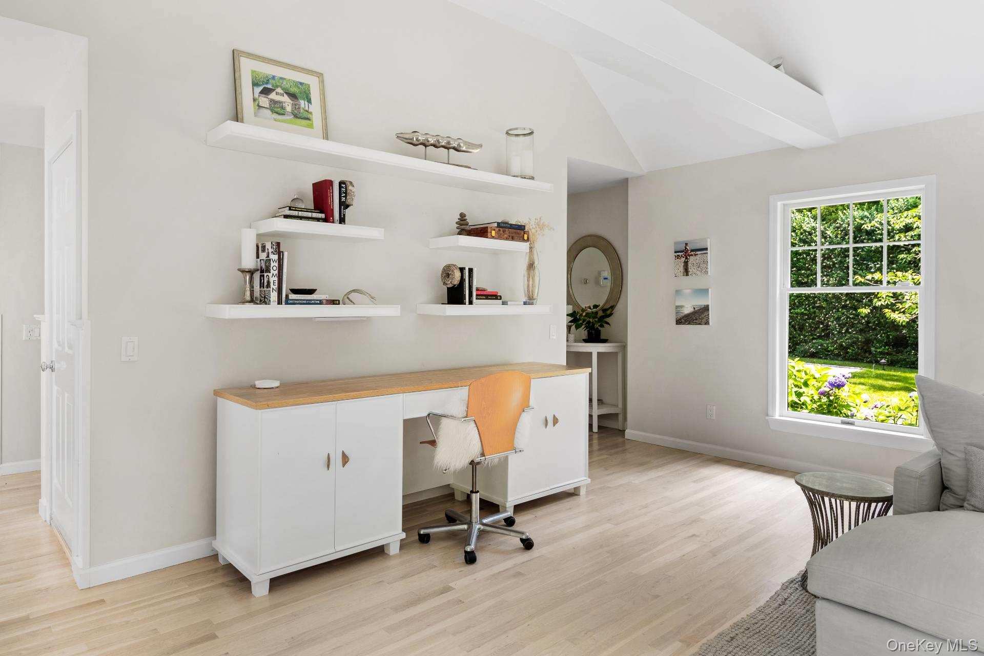 124 Ocean Road, Bridgehampton, NY 11932