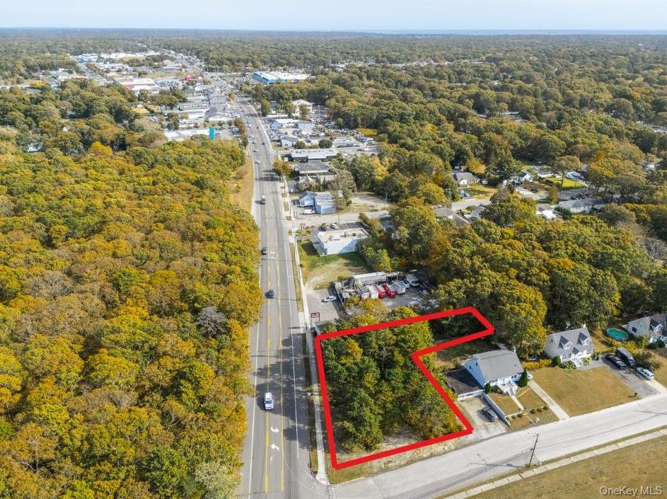 574 Montauk Highway # 1, Shirley, NY 11967