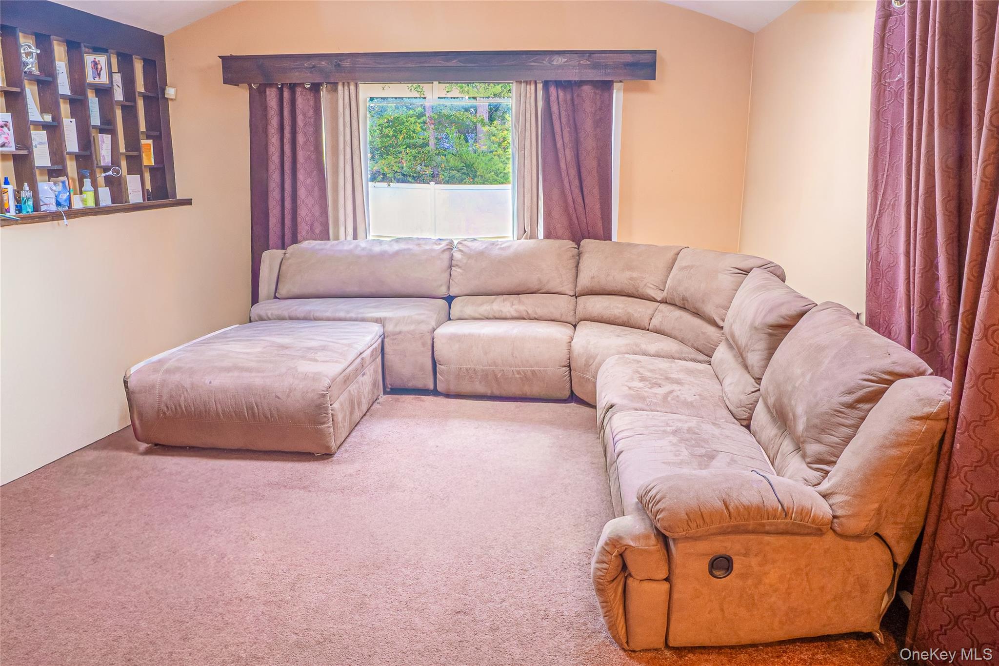 11 Blazer Drive, Islandia, NY 11749