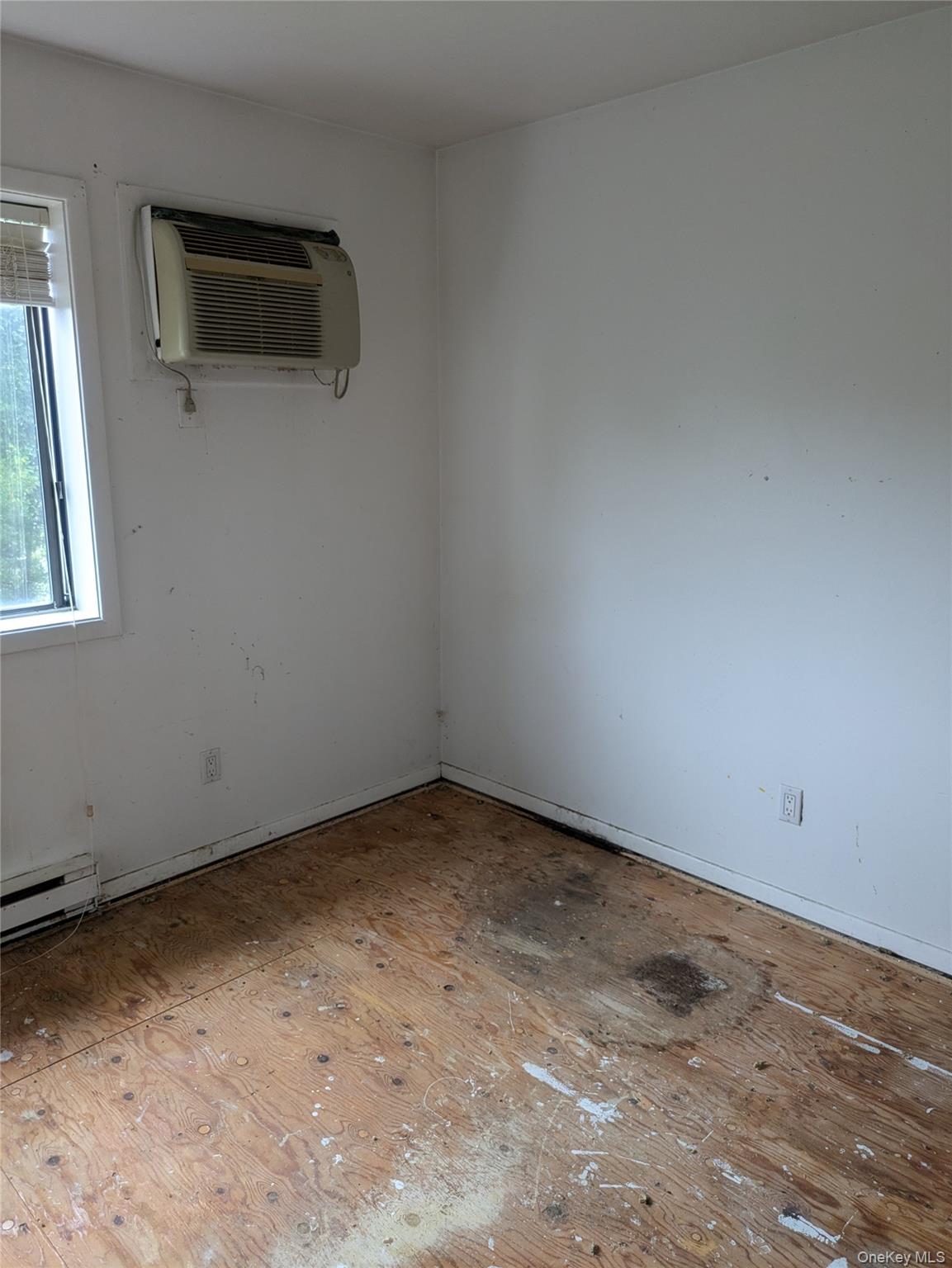 6905 Chelsea Cove N, Hopewell Junction, NY 12533