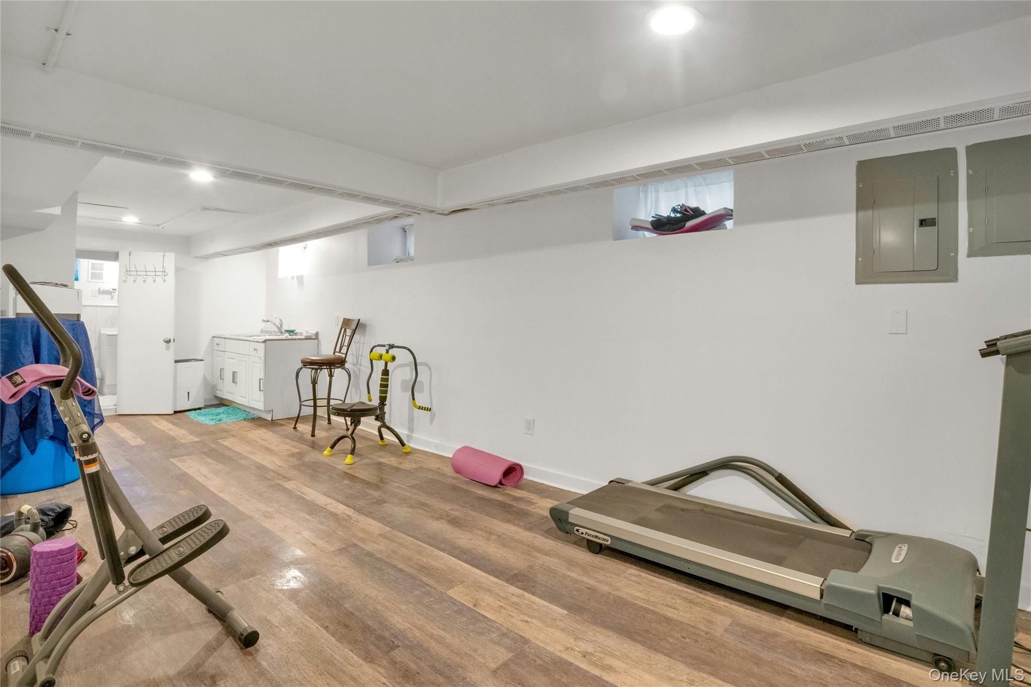 290 E Sidney Avenue, Mount Vernon, NY 10553