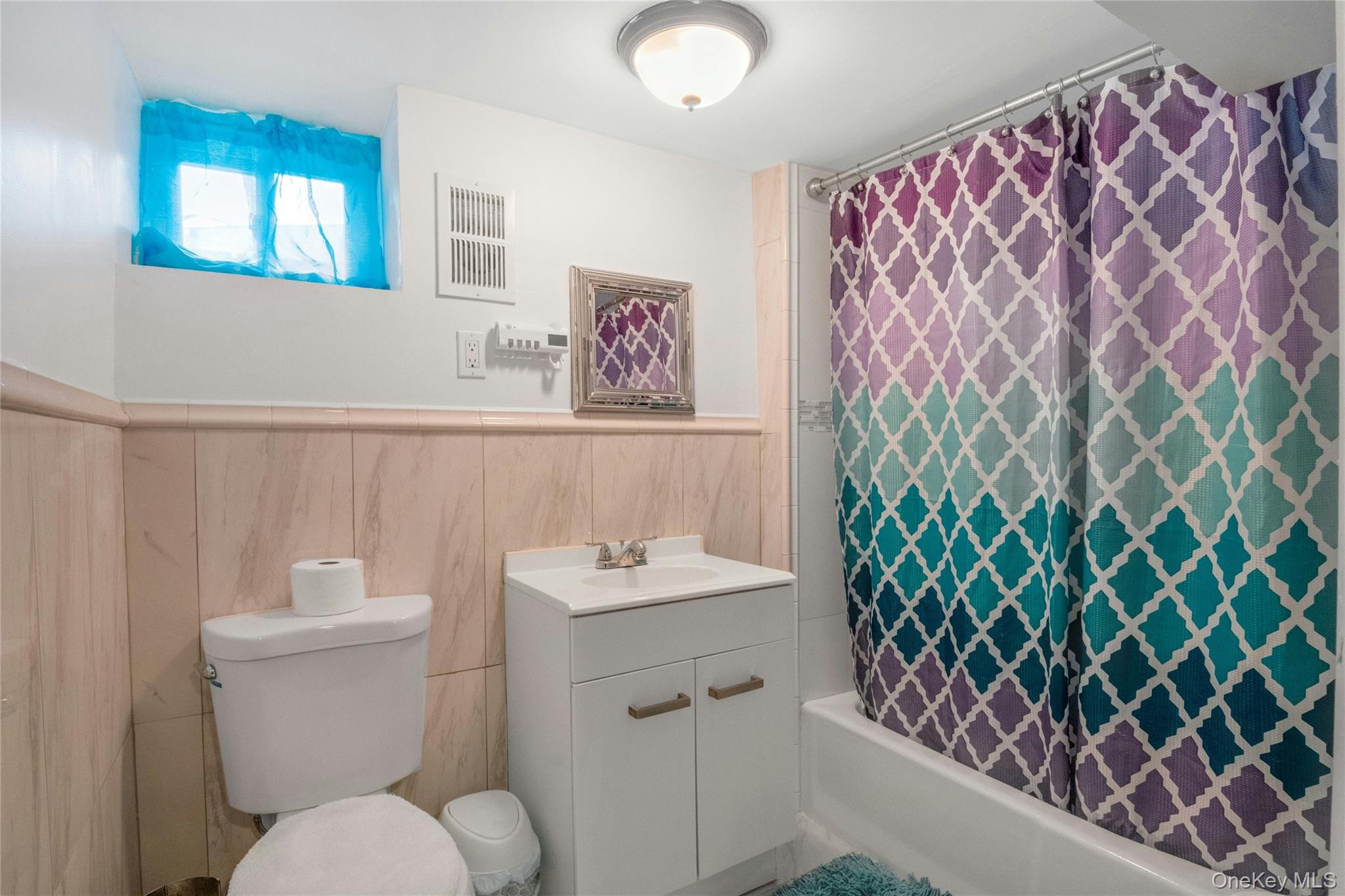 290 E Sidney Avenue, Mount Vernon, NY 10553