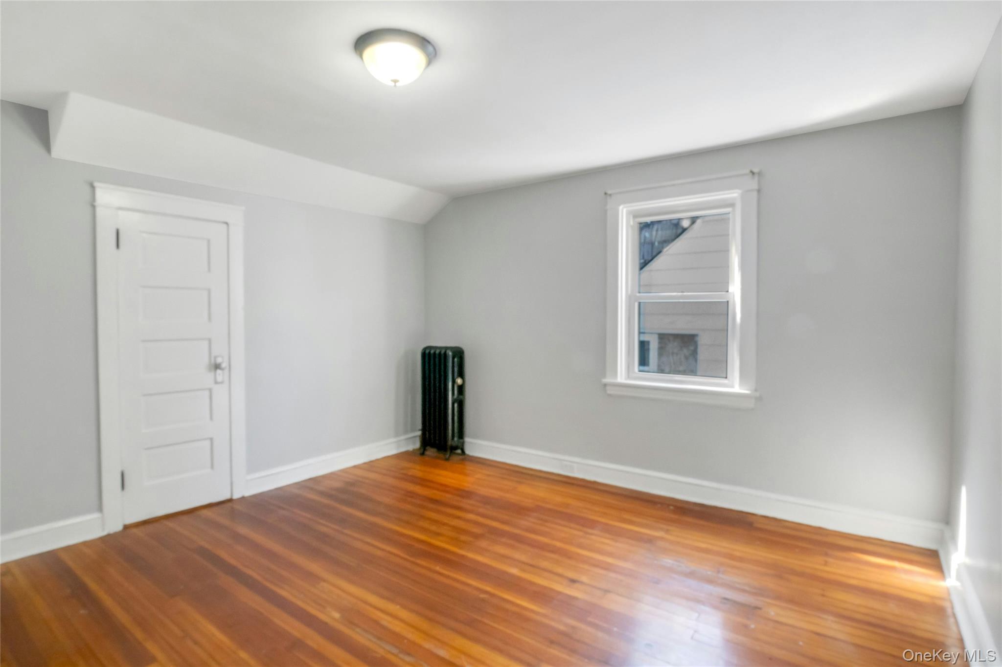 290 E Sidney Avenue, Mount Vernon, NY 10553