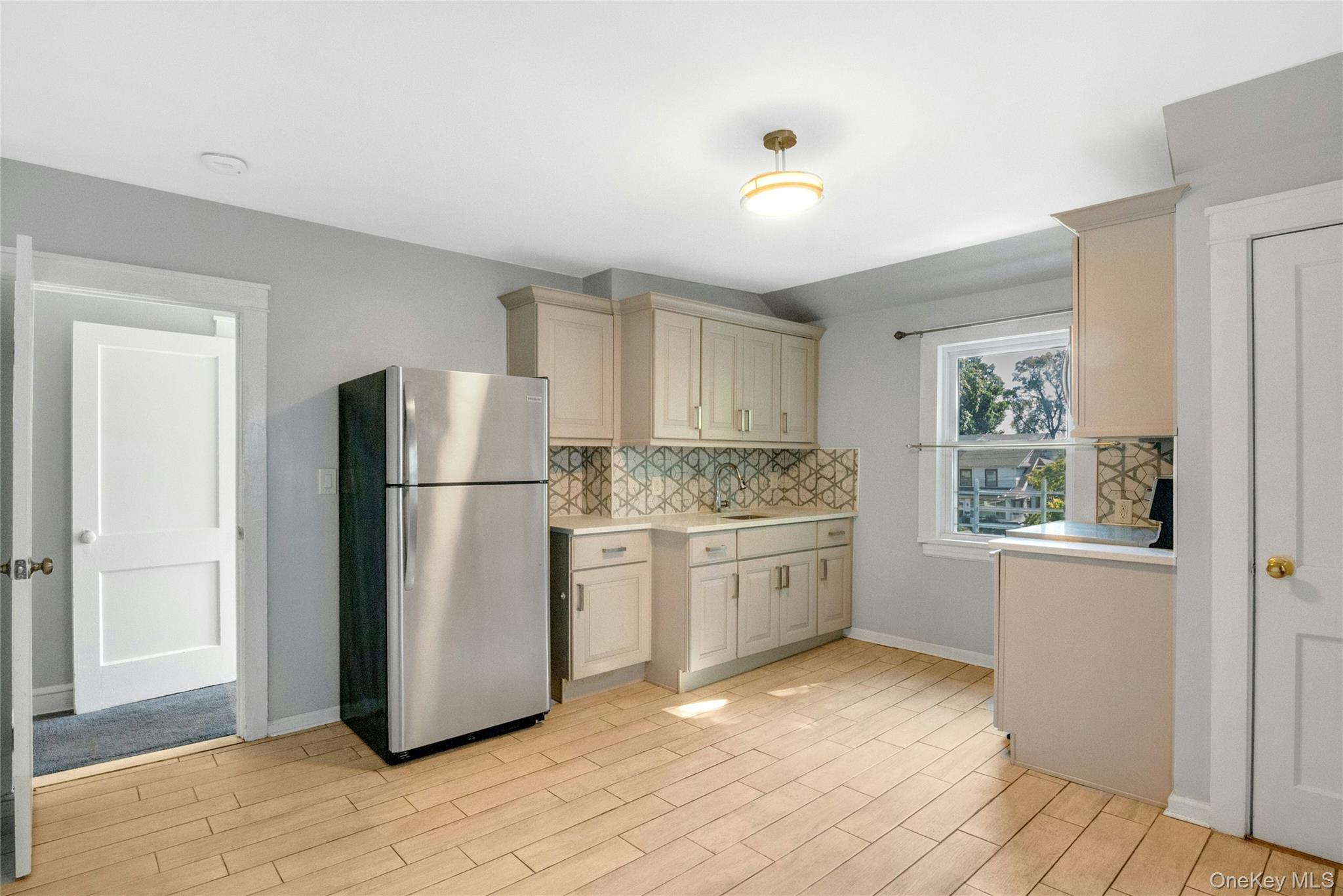 290 E Sidney Avenue, Mount Vernon, NY 10553