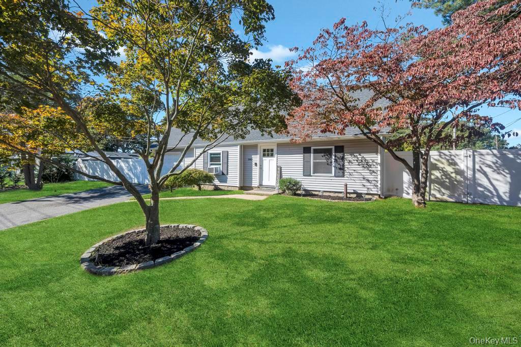 382 Boyle Road, Selden, NY 11784