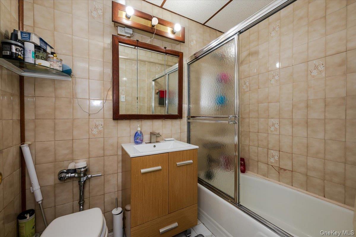 151-31 88th Street # 4B, Howard Beach, NY 11414