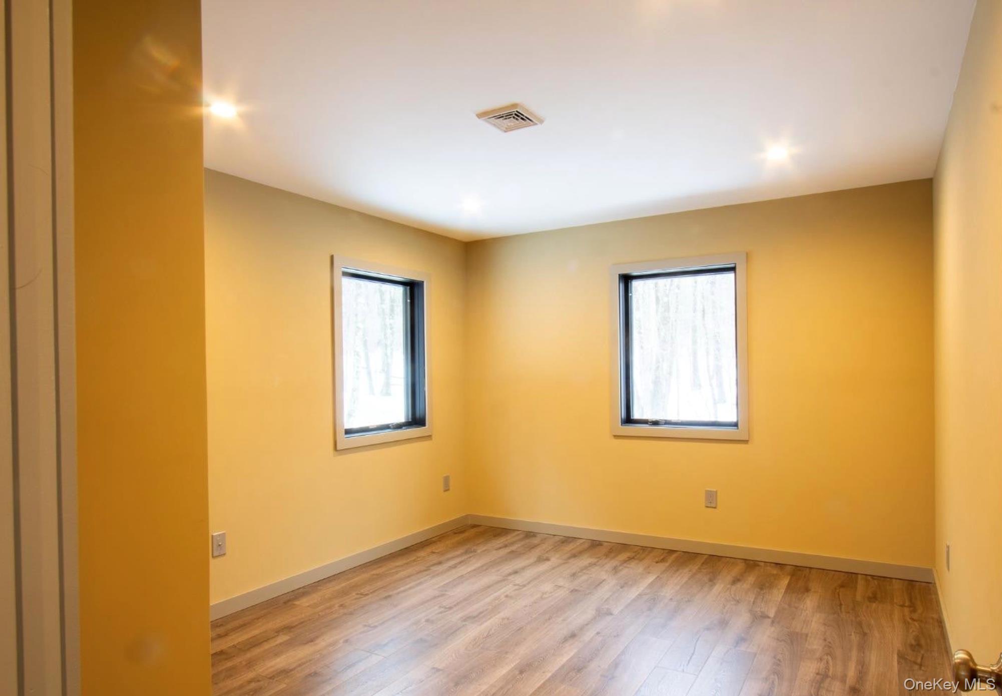 30 Ridge Lane, Hillsdale, NY 12529