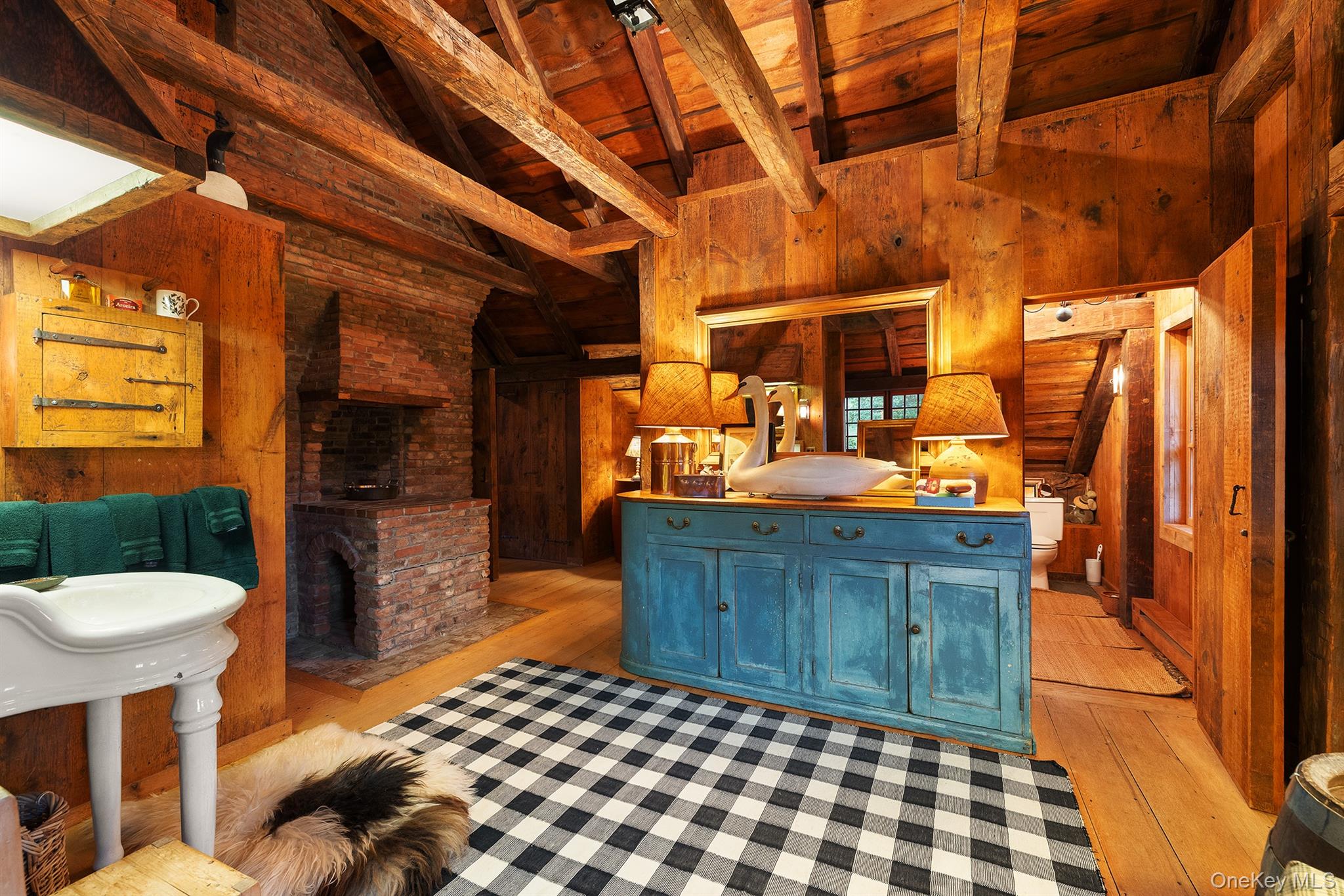 281 County Route 3, ANCRAMDALE, NY 12503