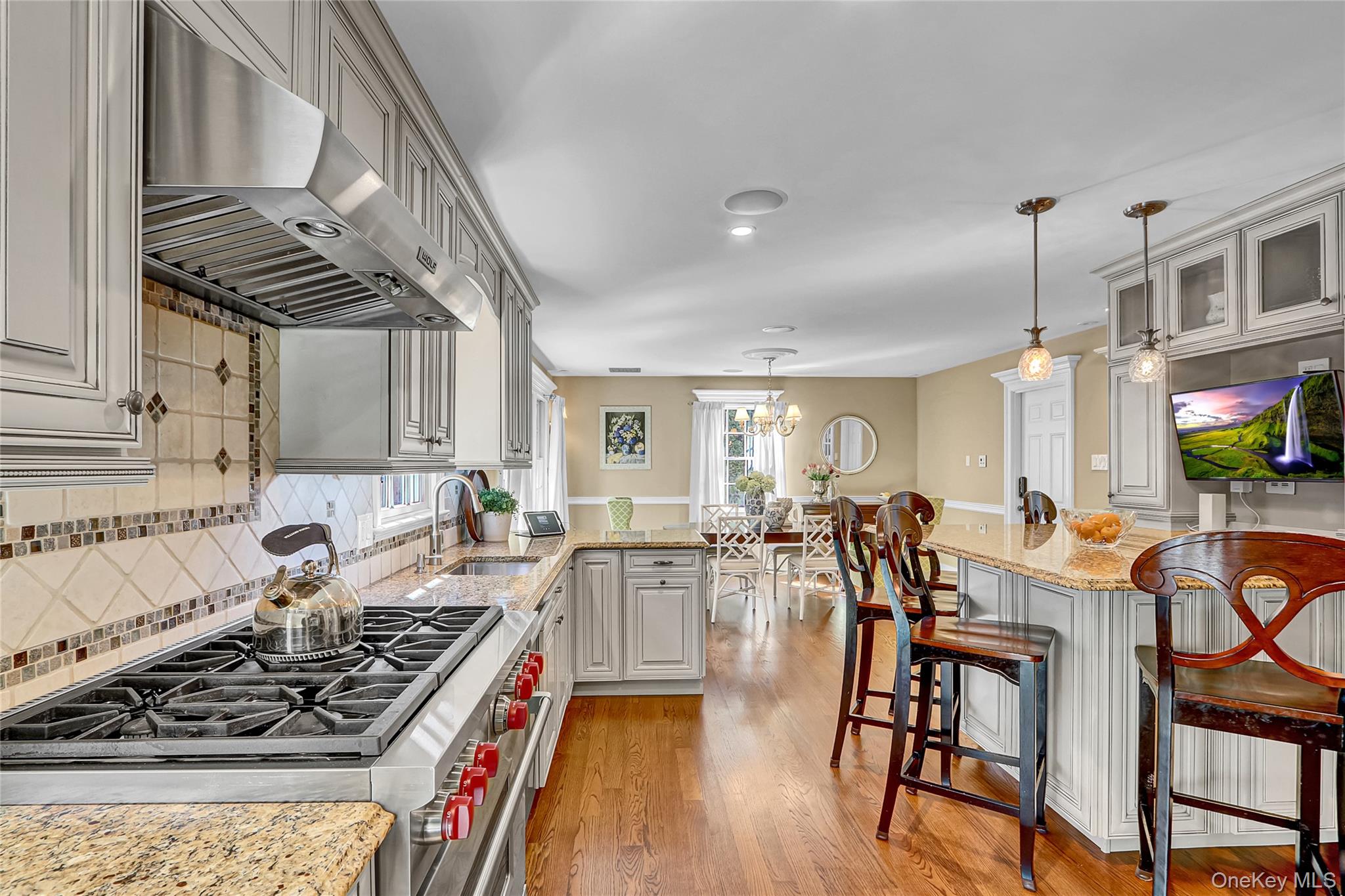 5 Wilson Street, Garden City, NY 11530