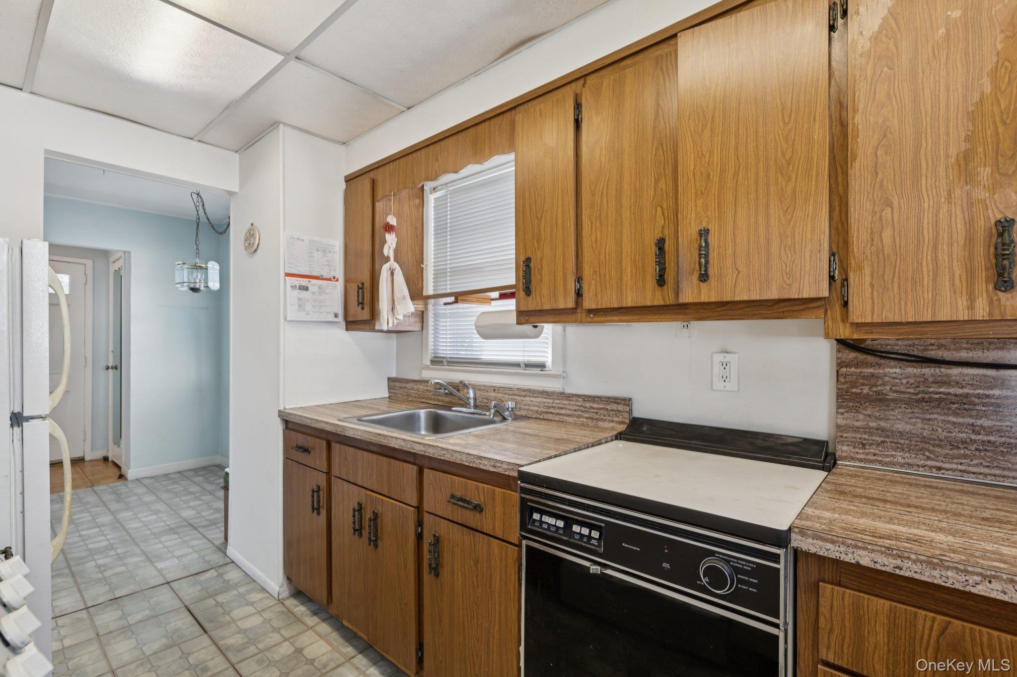 178 Princess Street, Hicksville, NY 11801