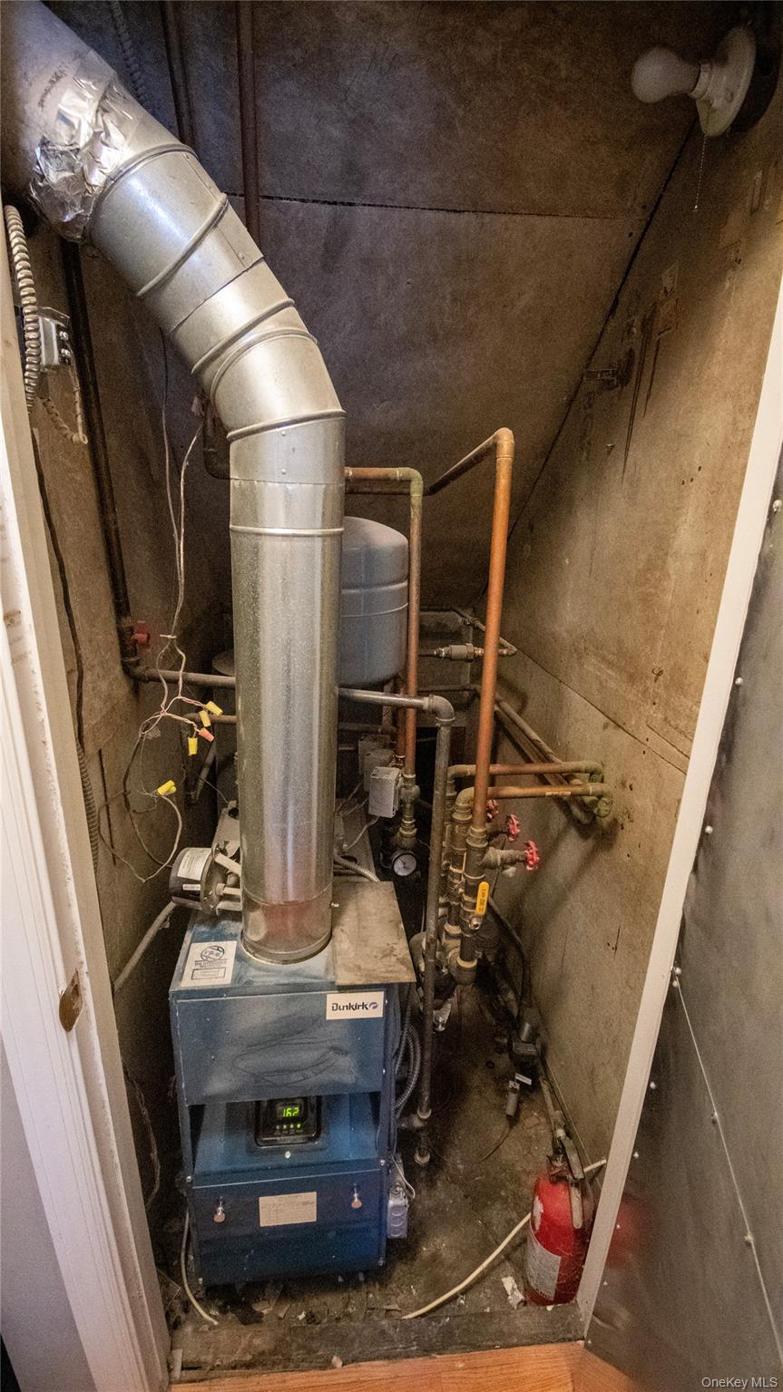 2810 1st Place, Baldwin, NY 11510