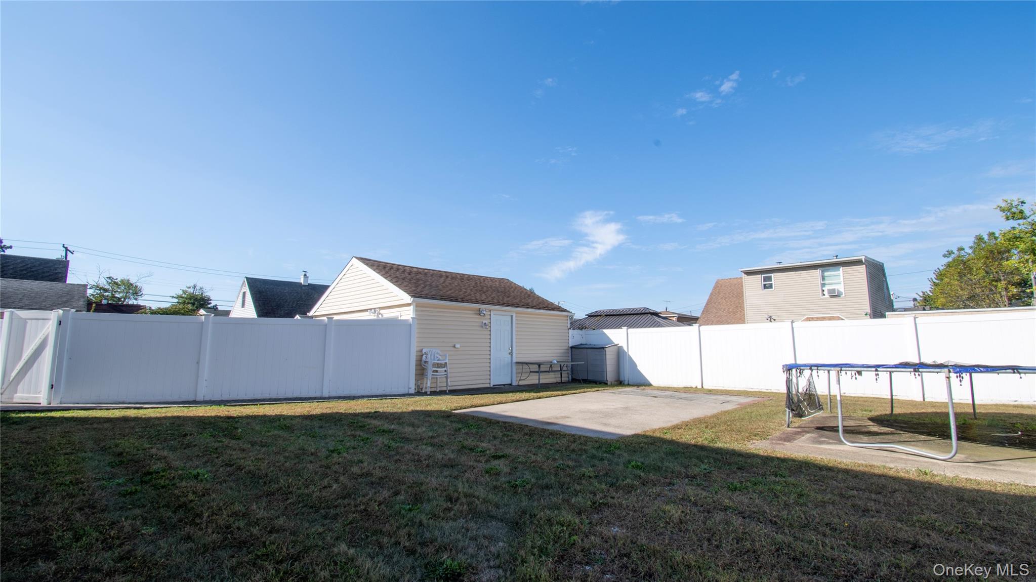 2810 1st Place, Baldwin, NY 11510