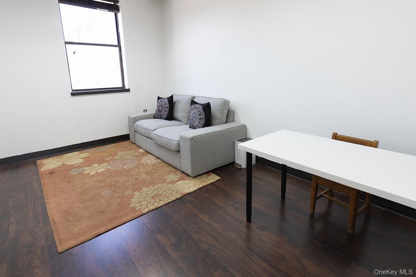 249-02 Jericho Turnpike # 202, Floral Park, NY 11001