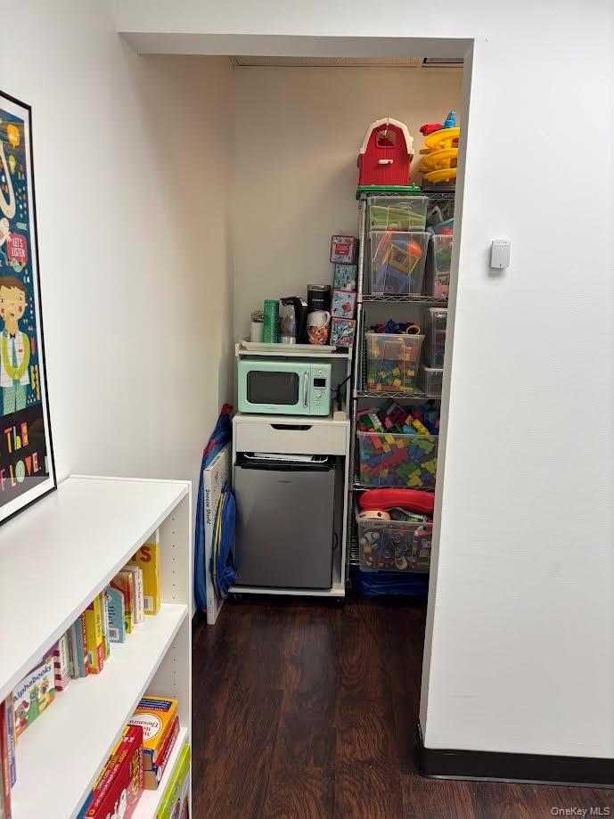 249-02 Jericho Turnpike # 202, Floral Park, NY 11001