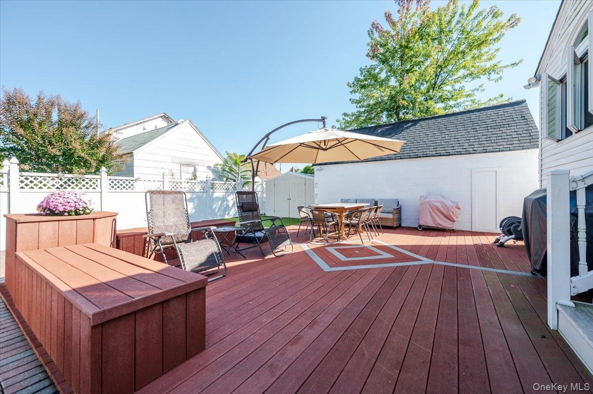 23 Arthur Avenue, Bethpage, NY 11714