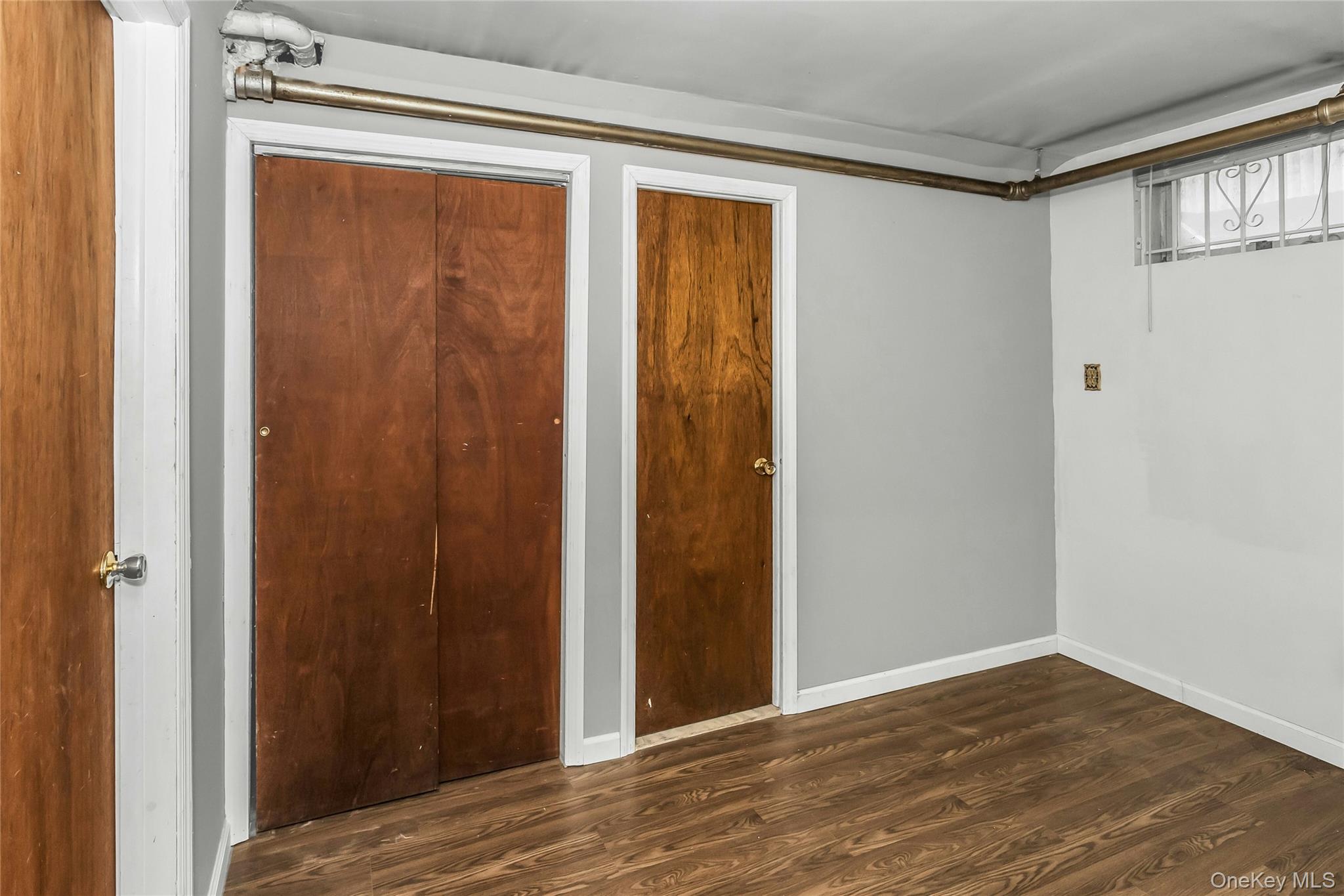 830 Davis Avenue, Uniondale, NY 11553