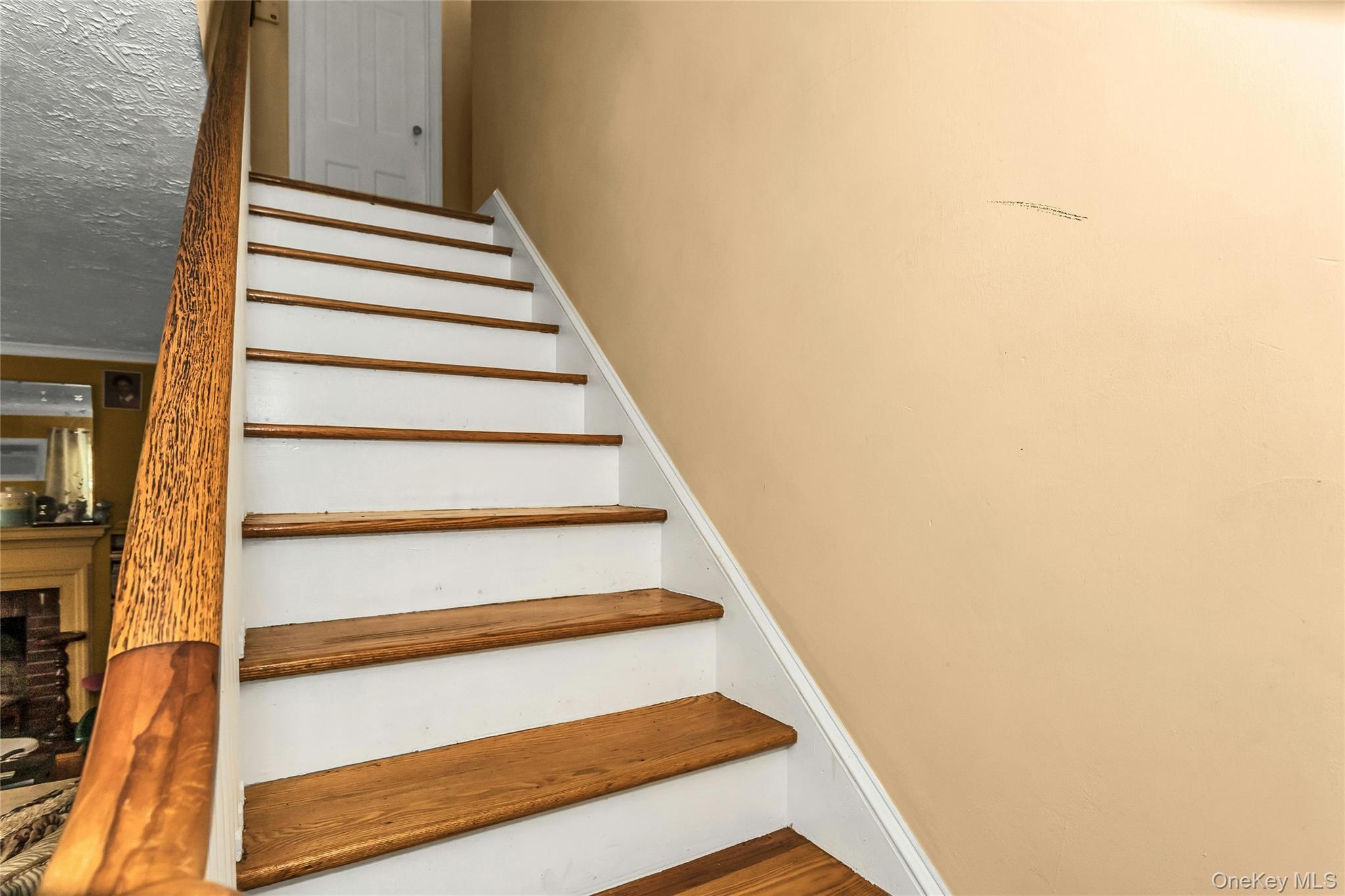 830 Davis Avenue, Uniondale, NY 11553