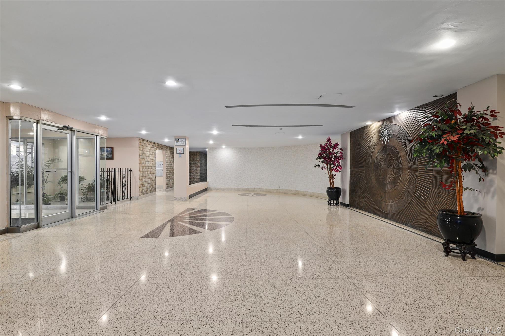 610 Waring Avenue # 2T, Bronx, NY 10467