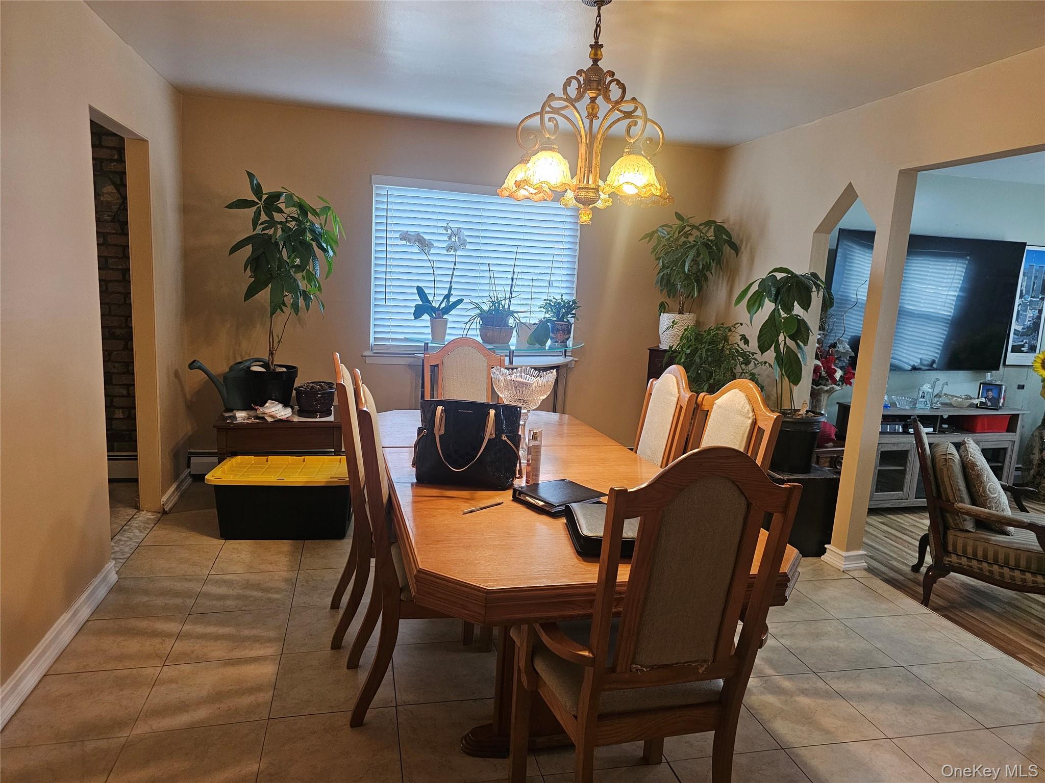 5 Lincoln Avenue, Smithtown, NY 11787