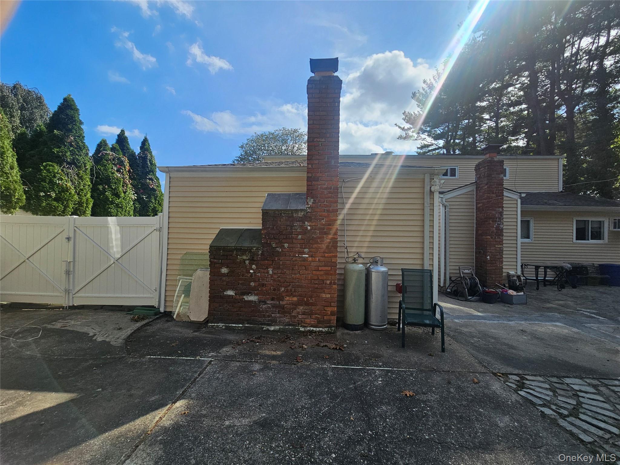 5 Lincoln Avenue, Smithtown, NY 11787