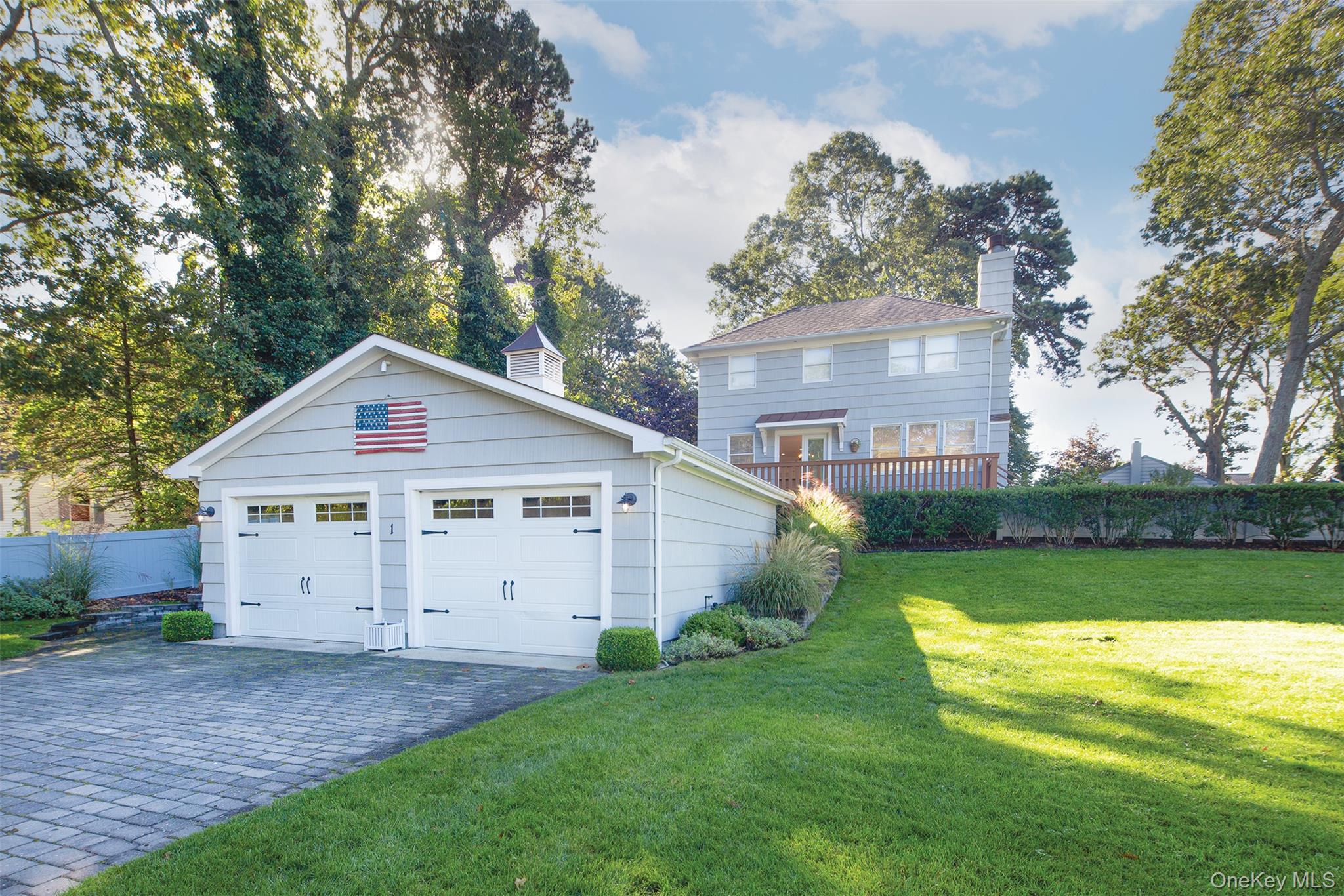 1 Canal Road, Hampton Bays, NY 11946