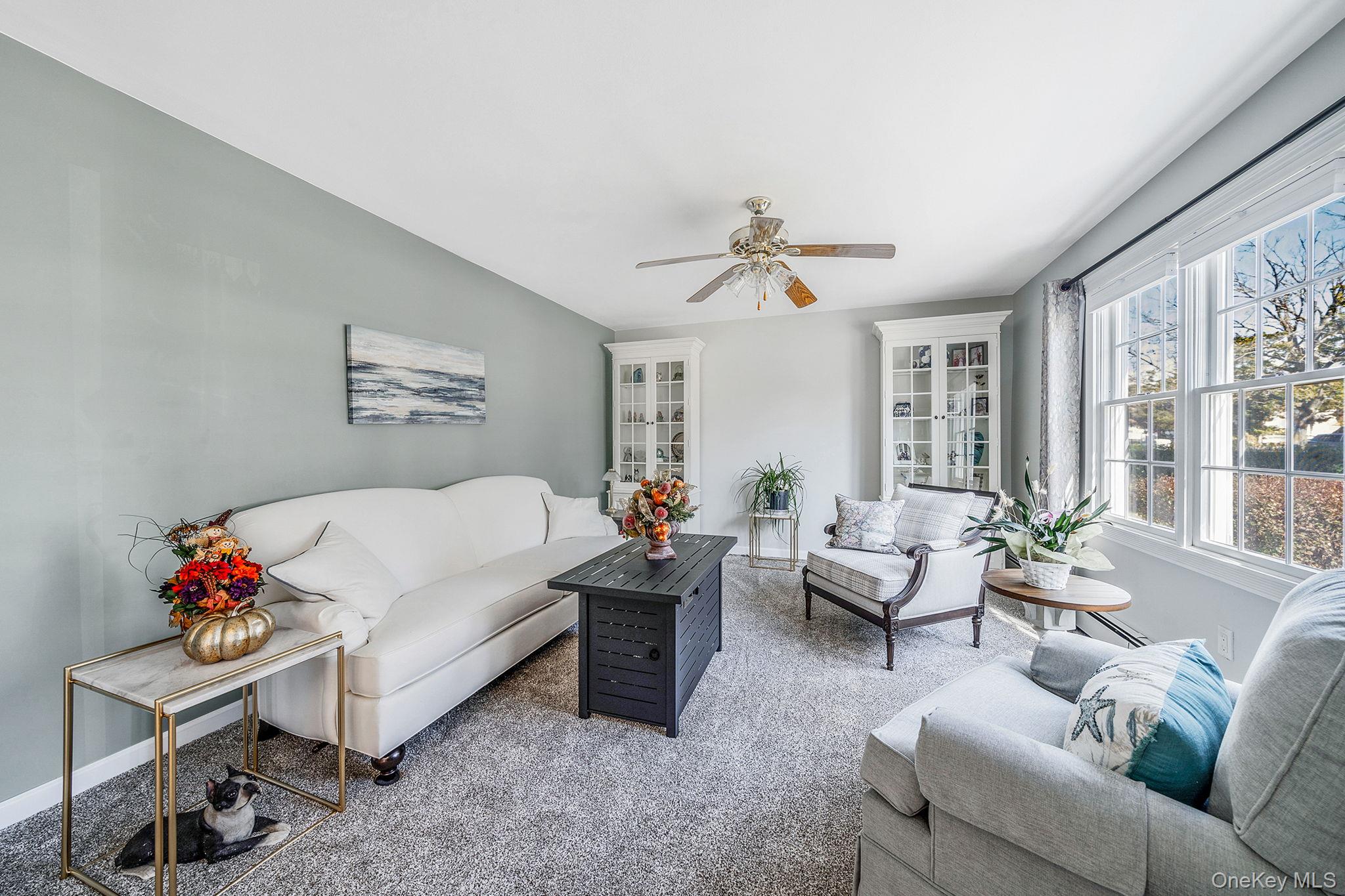 10 Munson Street, Medford, NY 11763