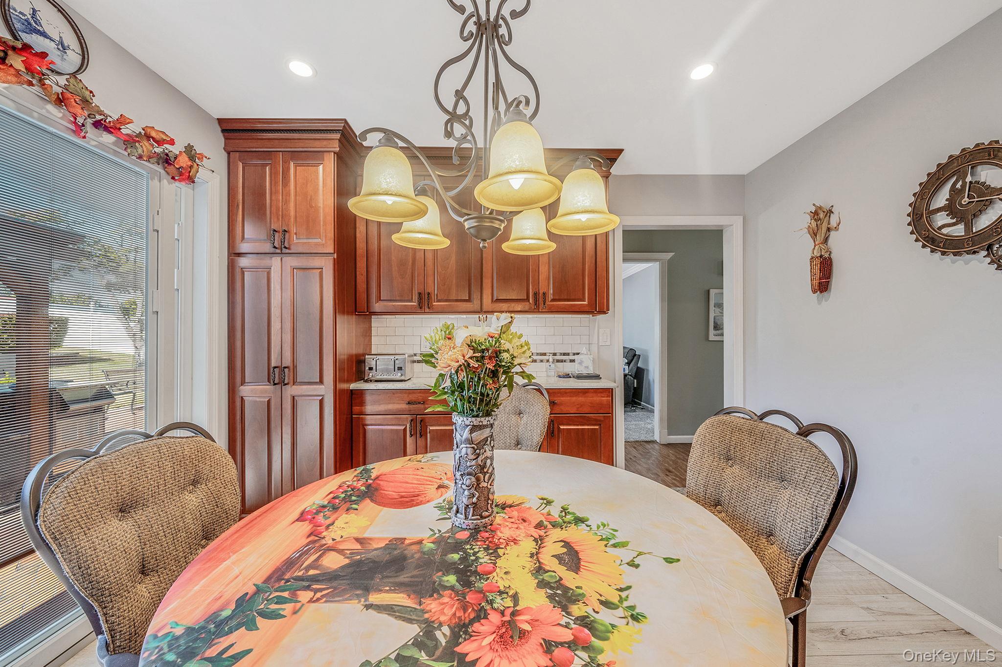 10 Munson Street, Medford, NY 11763