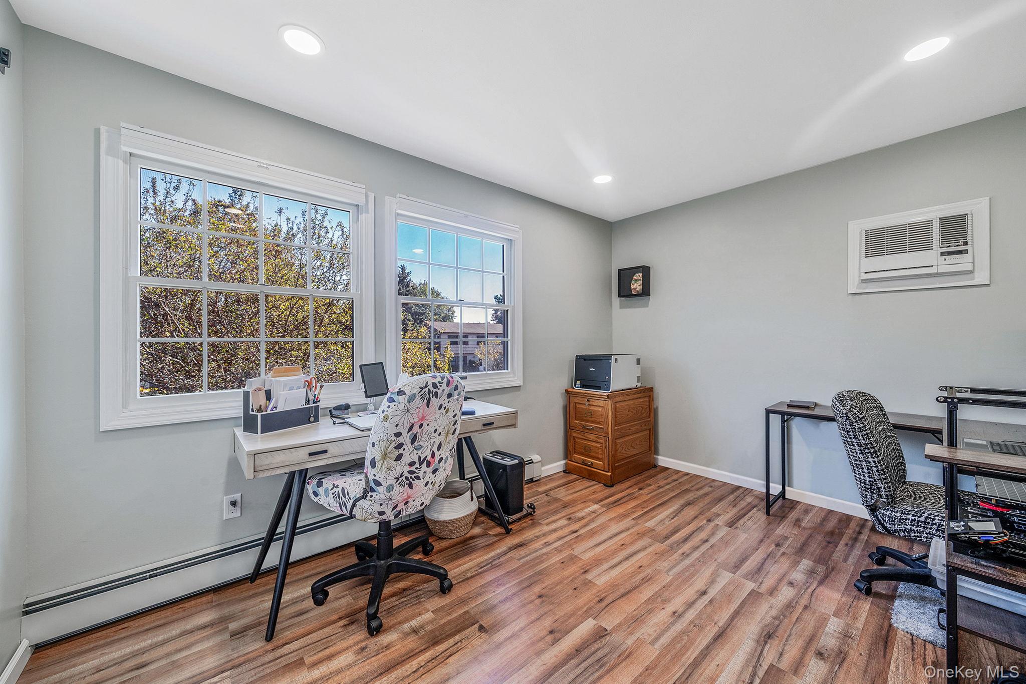 10 Munson Street, Medford, NY 11763