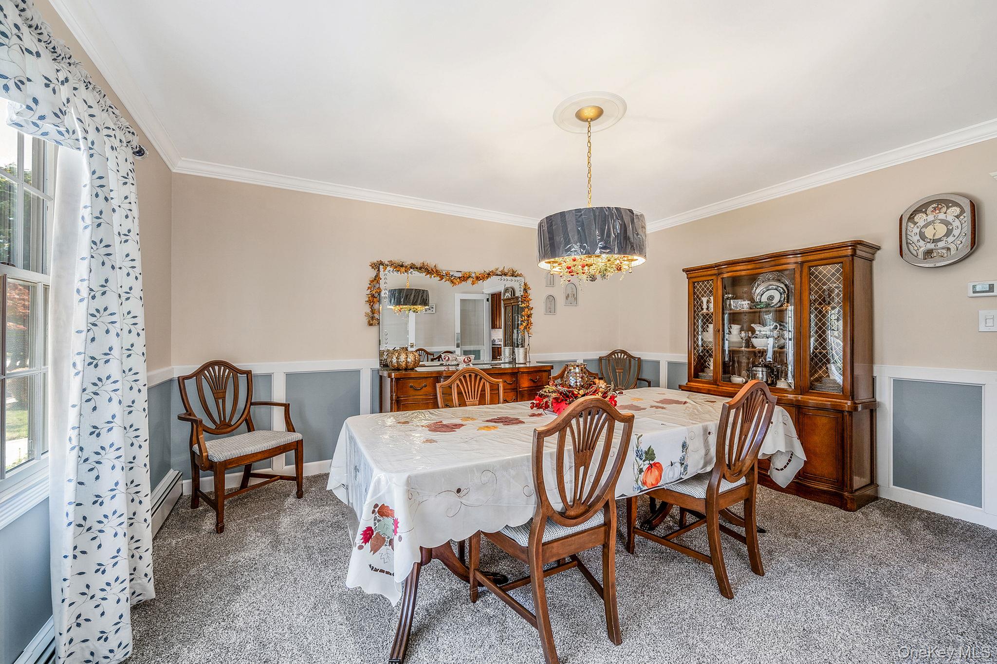 10 Munson Street, Medford, NY 11763