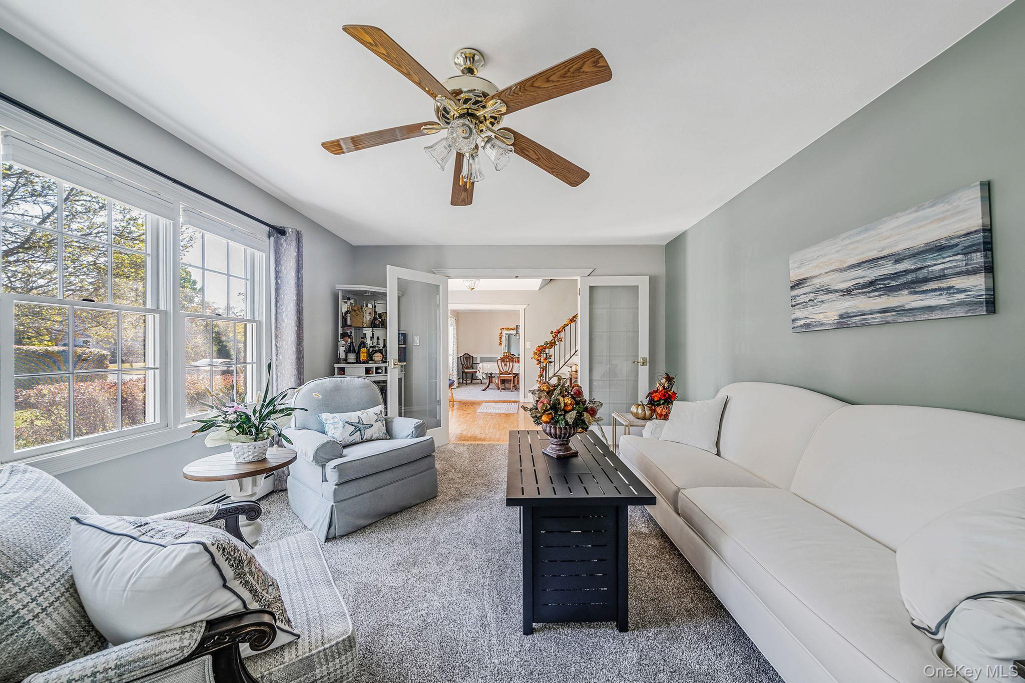 10 Munson Street, Medford, NY 11763