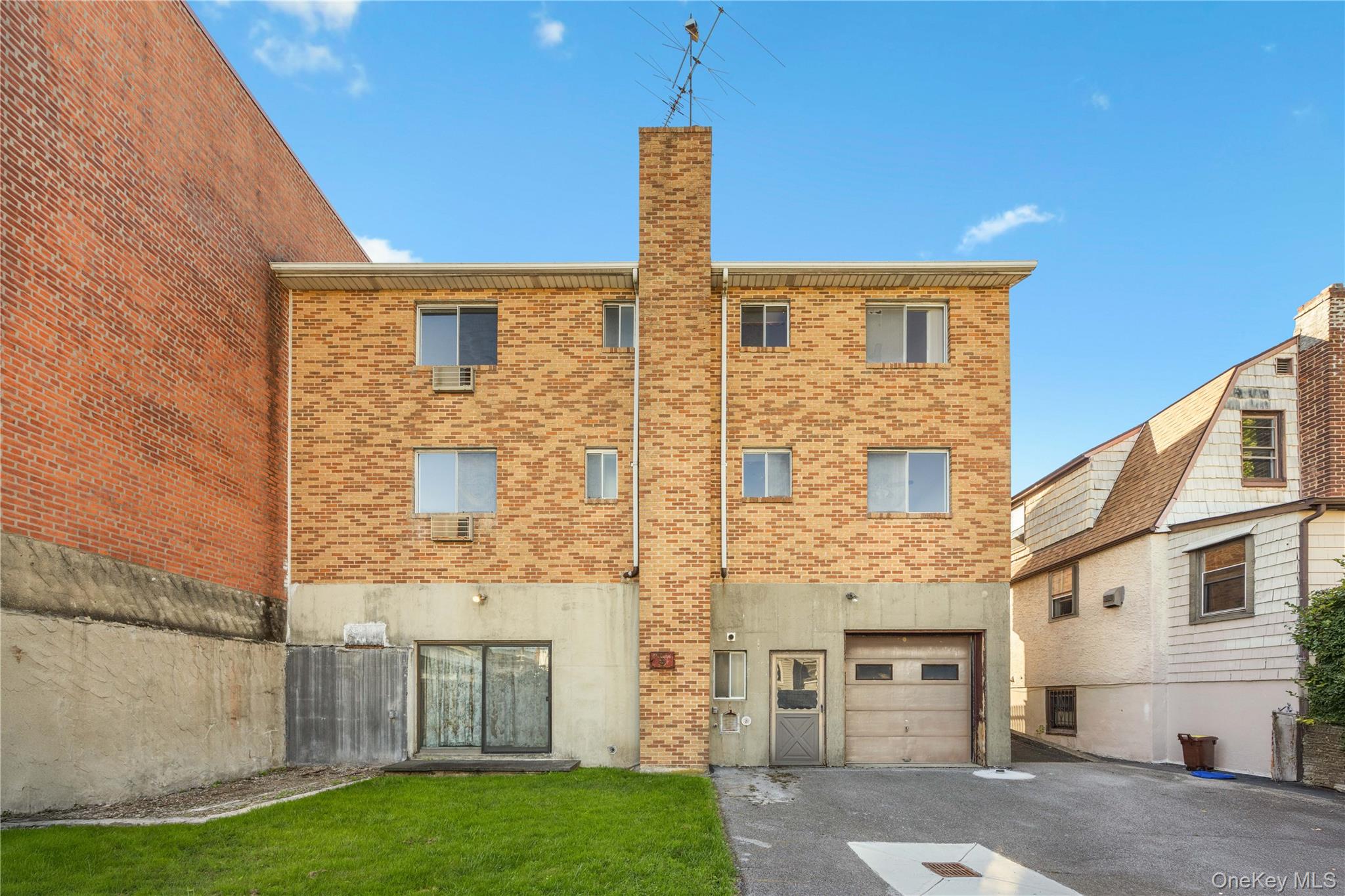 1170 Ellsworth Avenue, Bronx, NY 10465