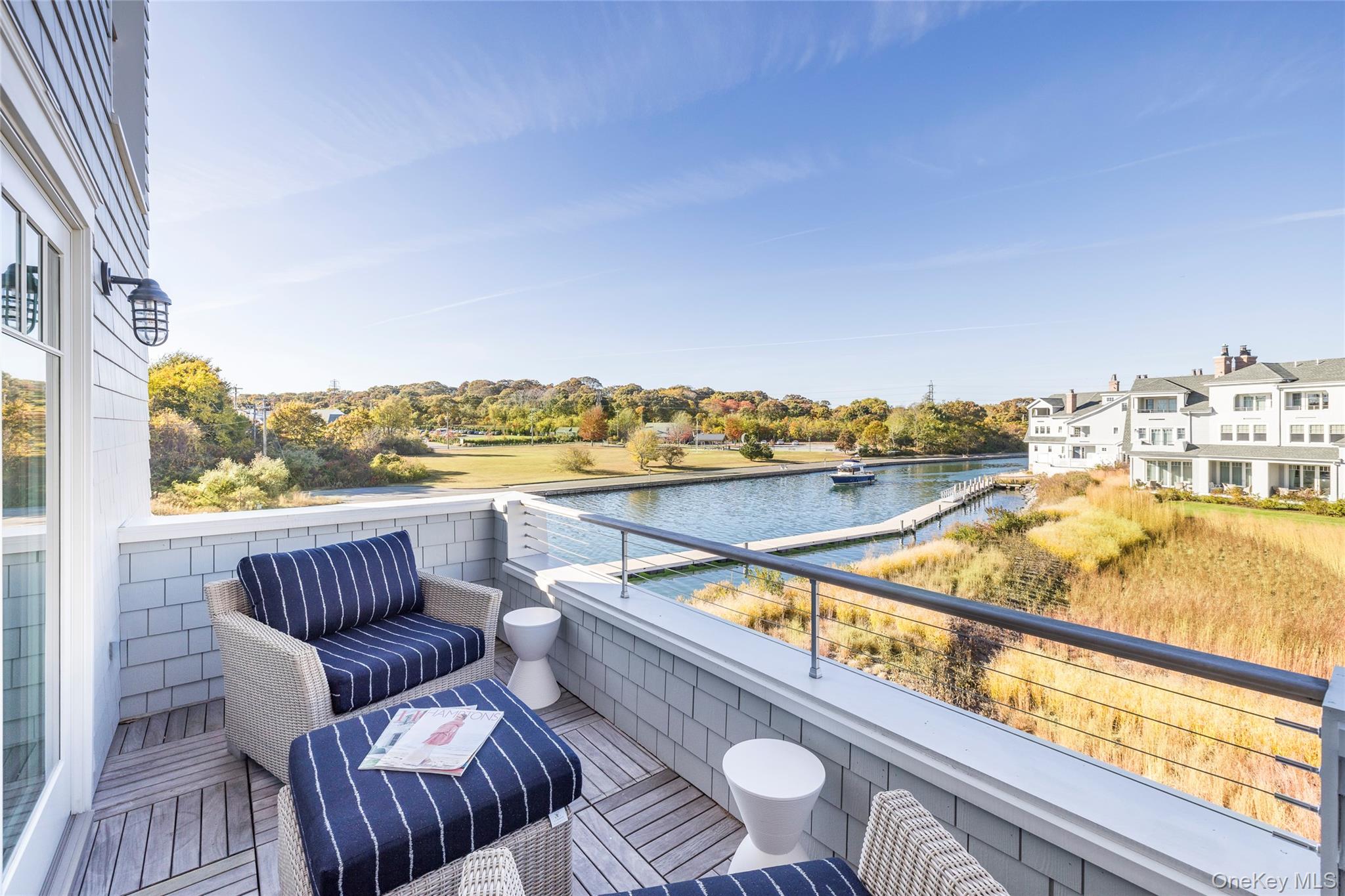 3 Old Boathouse Lane S, Hampton Bays, NY 11946