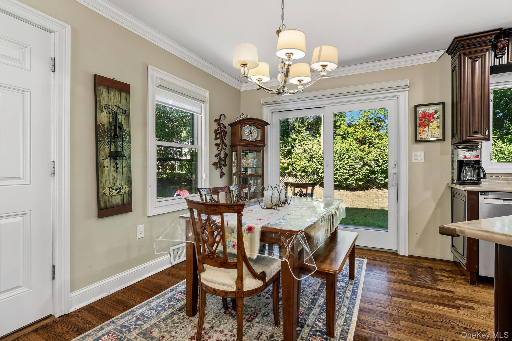 110 Topland Road, White Plains, NY 10605