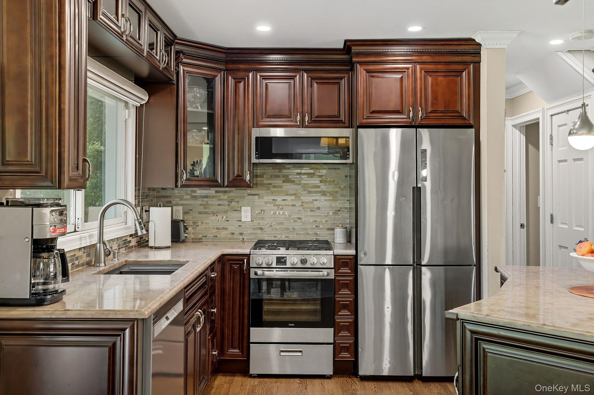 110 Topland Road, White Plains, NY 10605