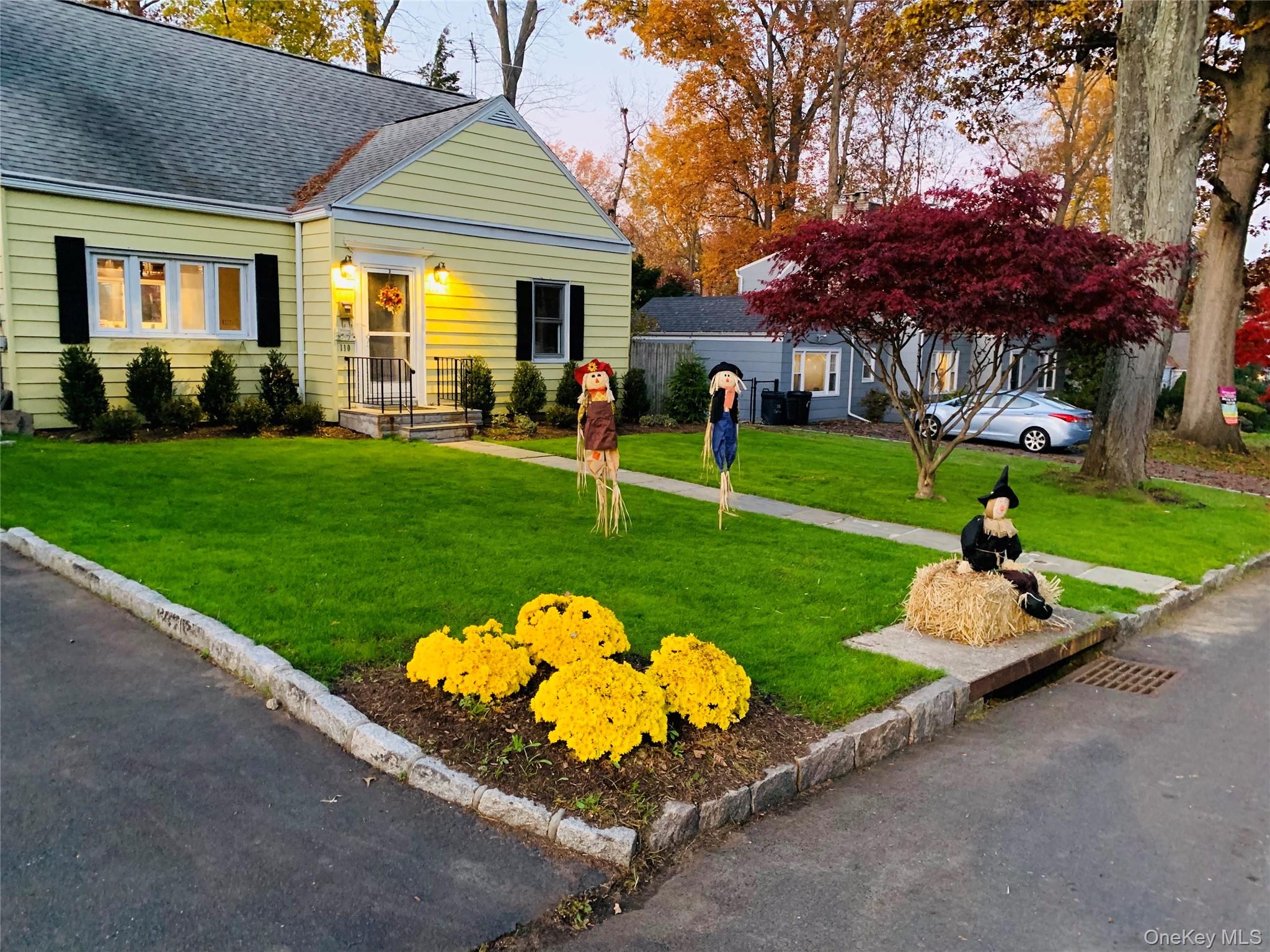 110 Topland Road, White Plains, NY 10605