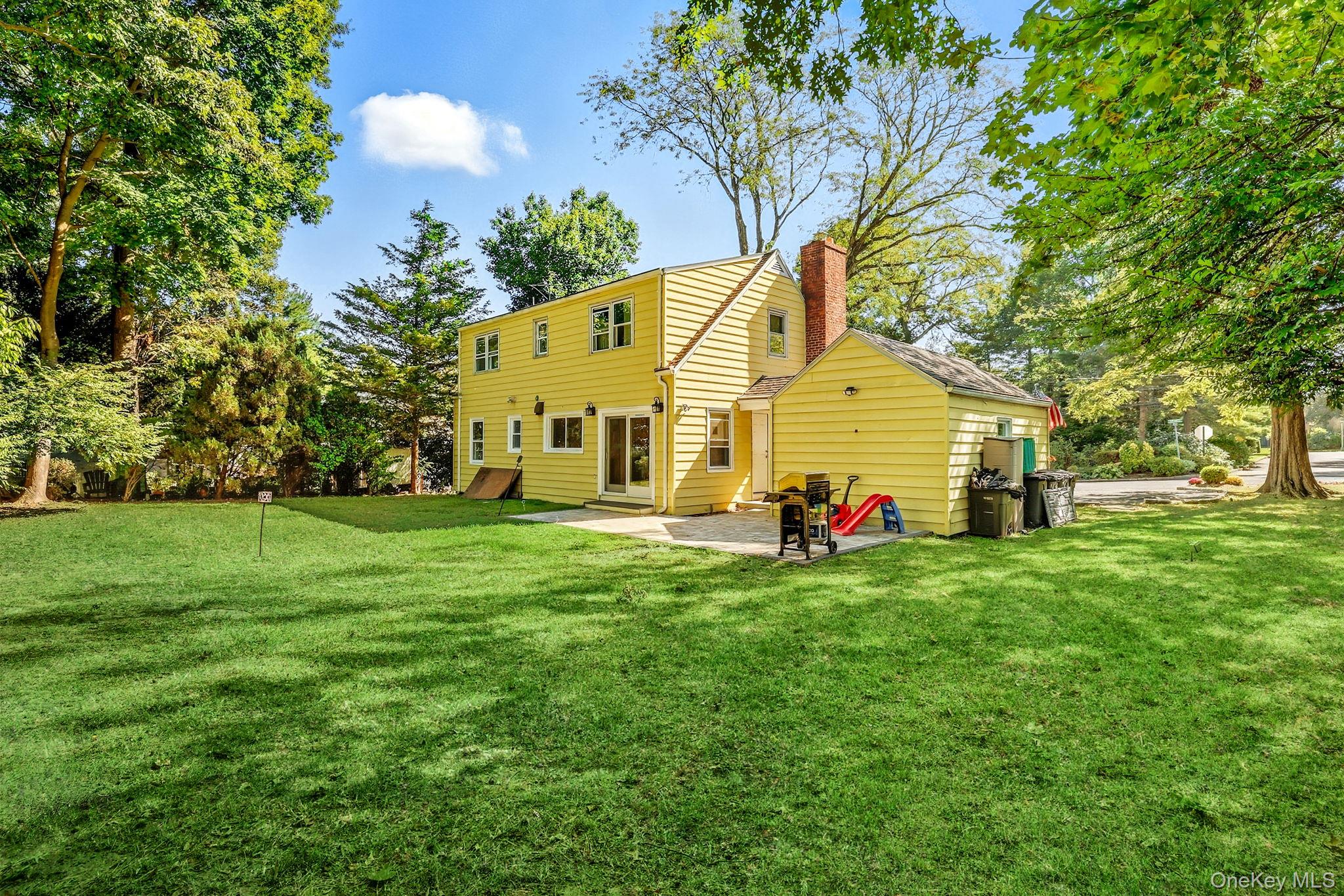 110 Topland Road, White Plains, NY 10605