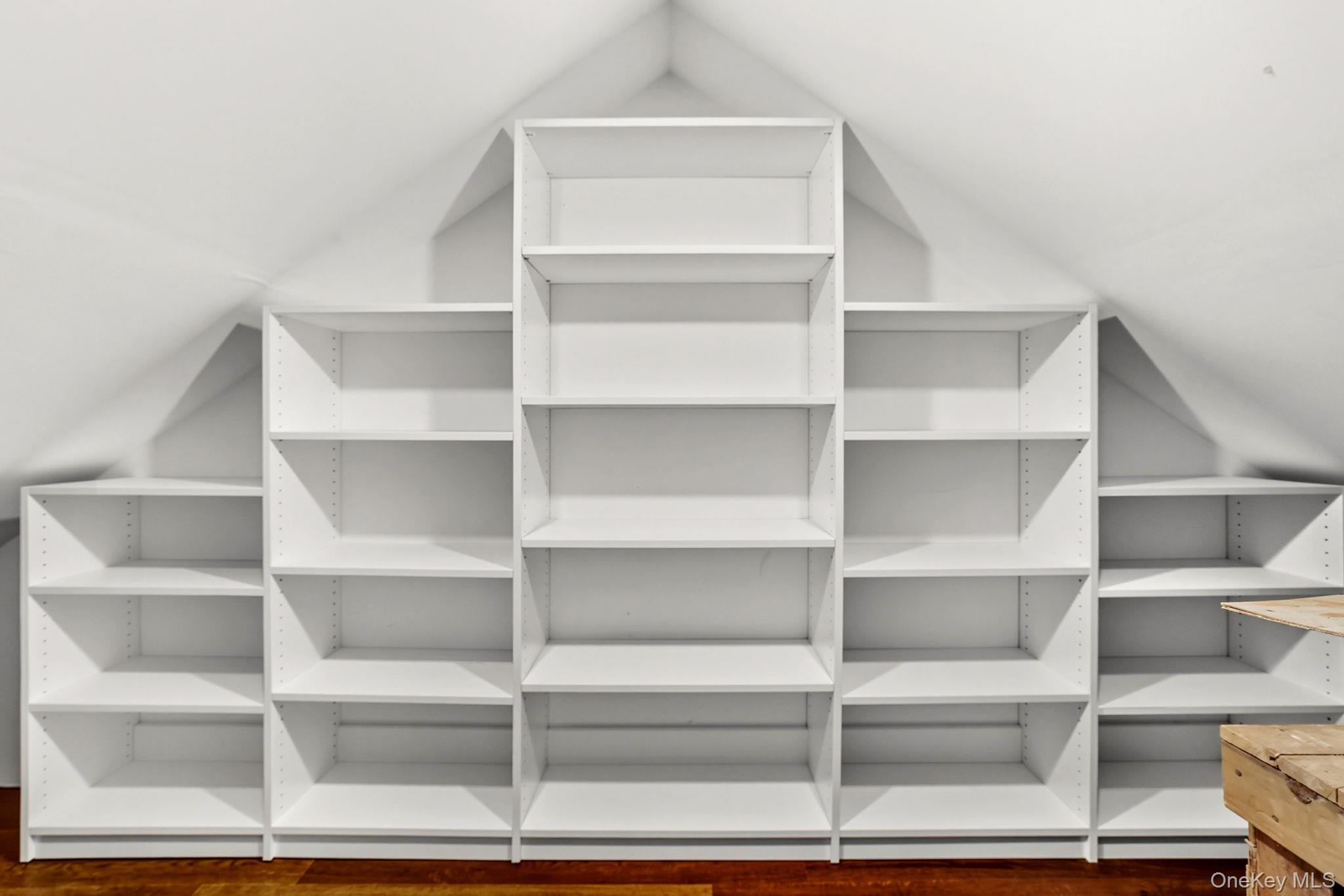 110 Topland Road, White Plains, NY 10605