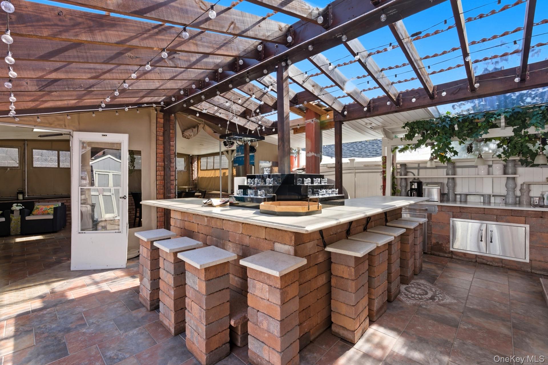 104 N 7th Street, New Hyde Park, NY 11040