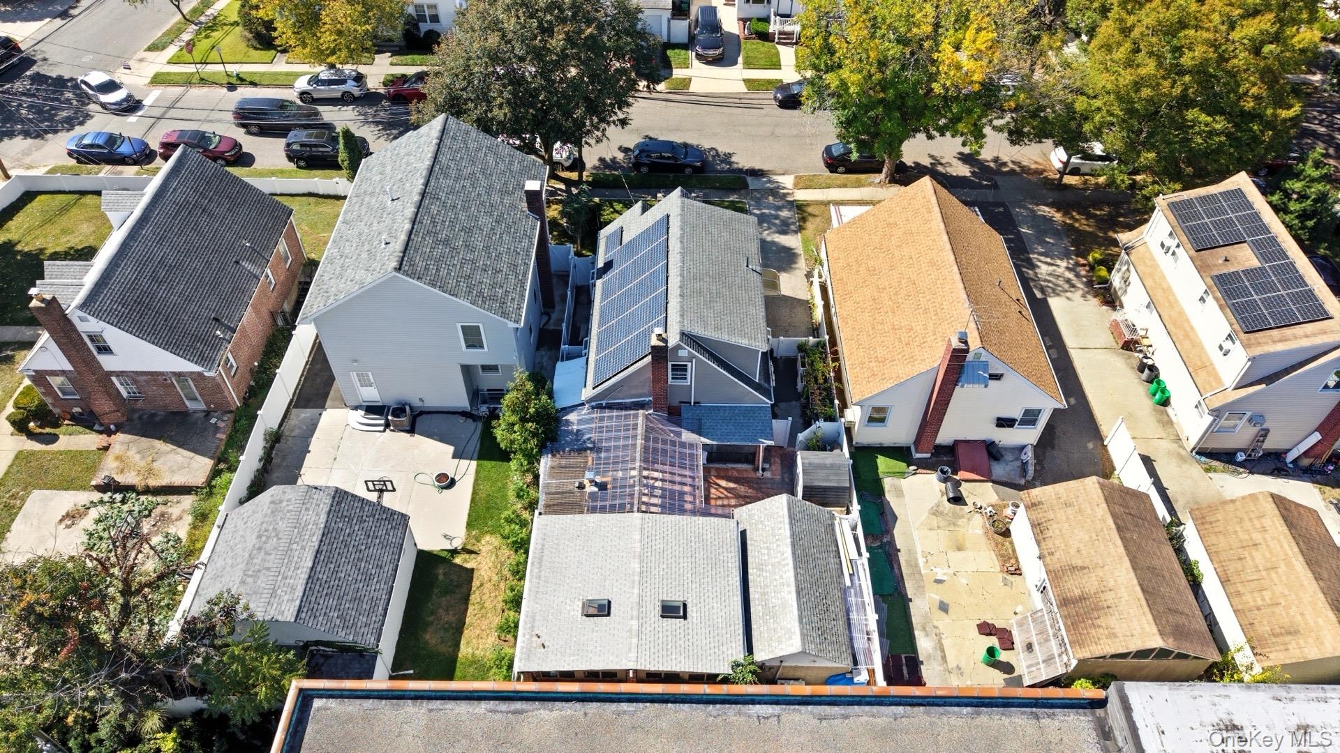 104 N 7th Street, New Hyde Park, NY 11040