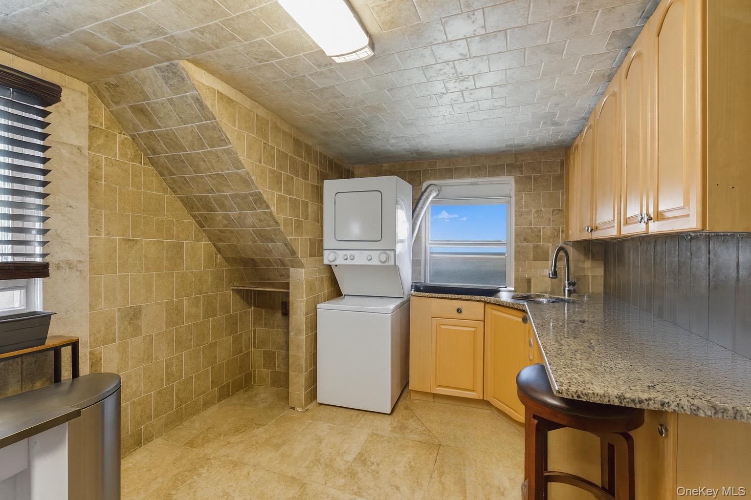 104 N 7th Street, New Hyde Park, NY 11040